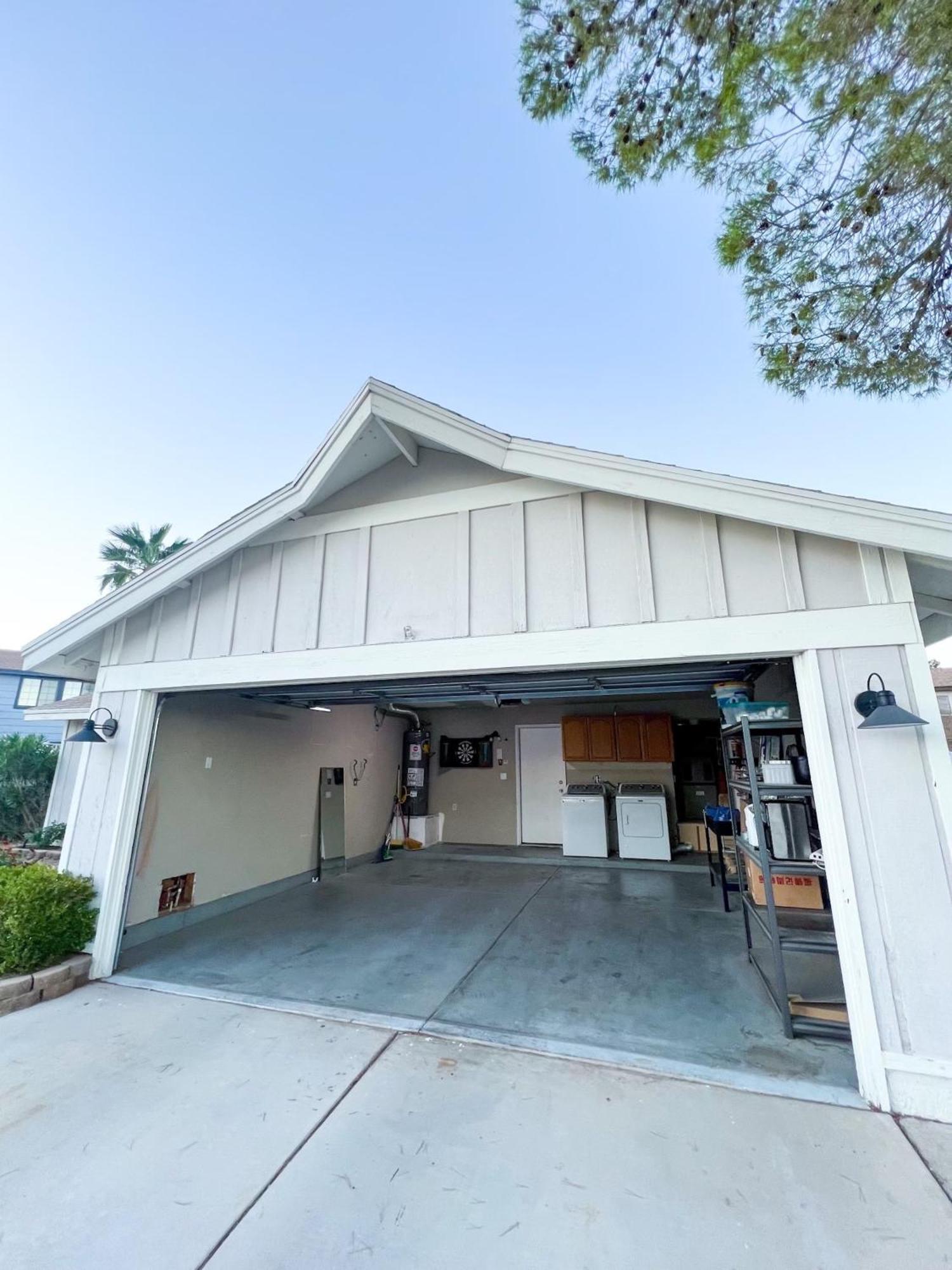 Holiday home 3br Desert Oasis: King Bd W/pool