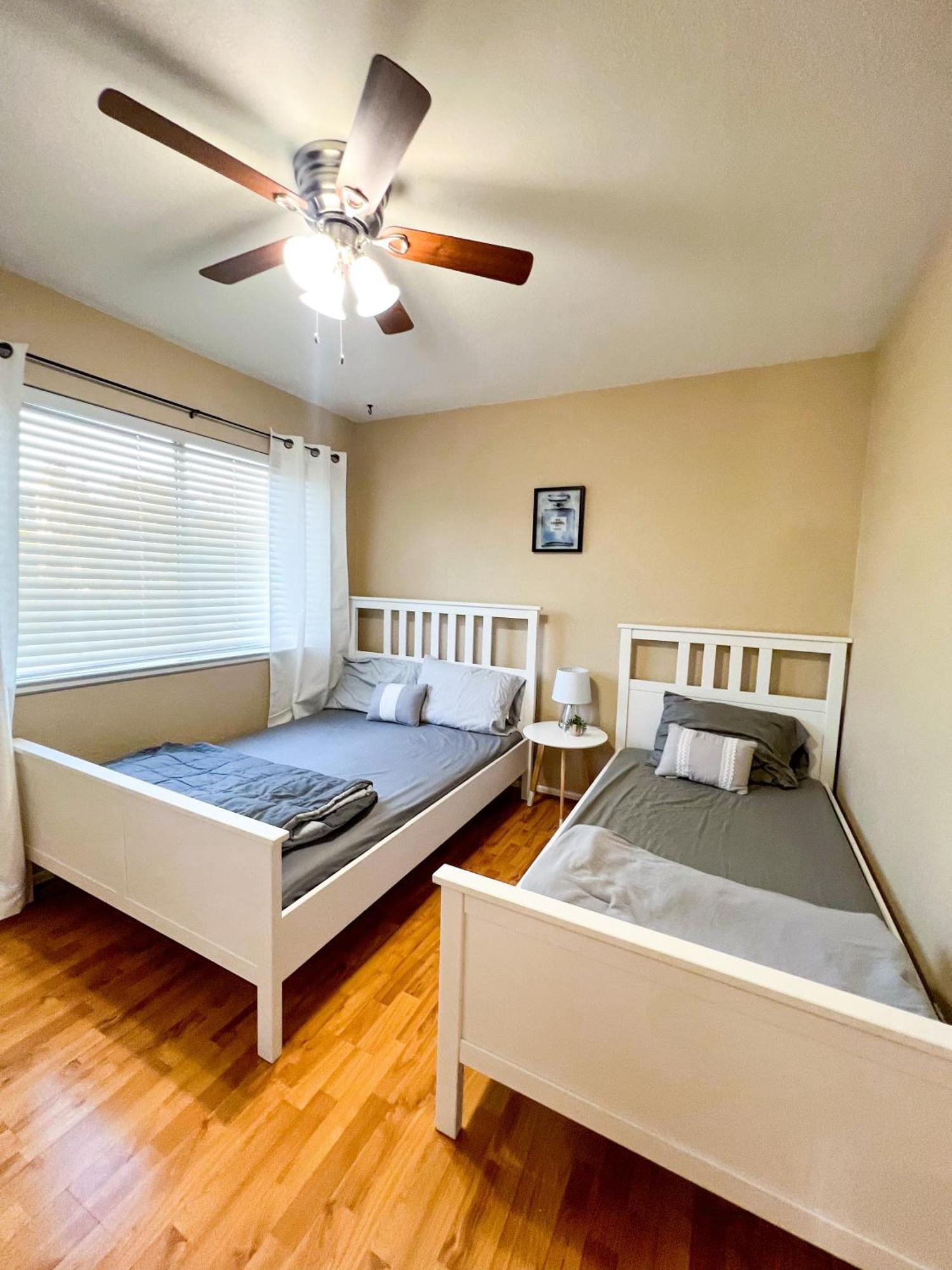 3br Desert Oasis: King Bd W/pool