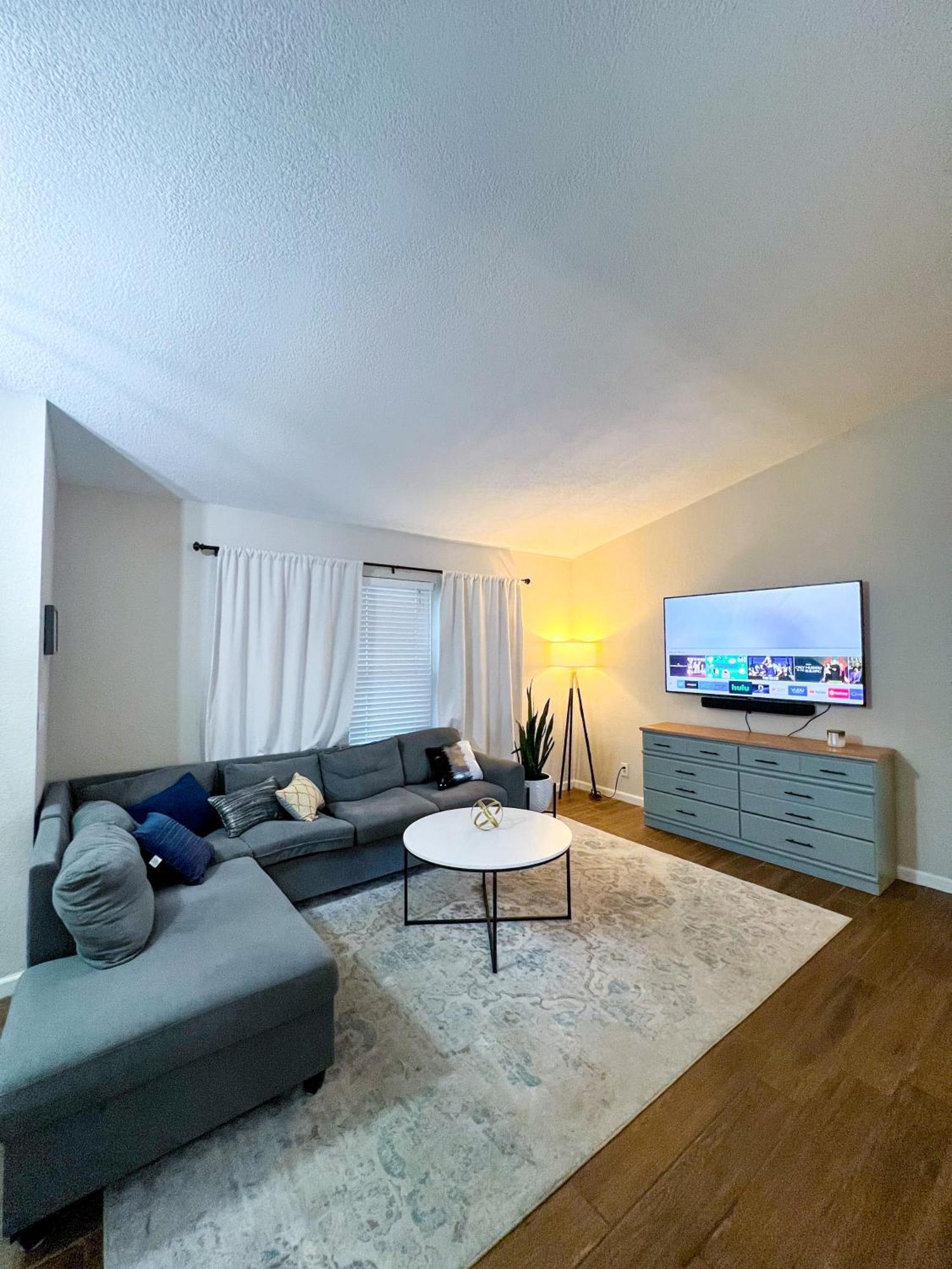 Holiday home 3br Desert Oasis: King Bd W/pool *