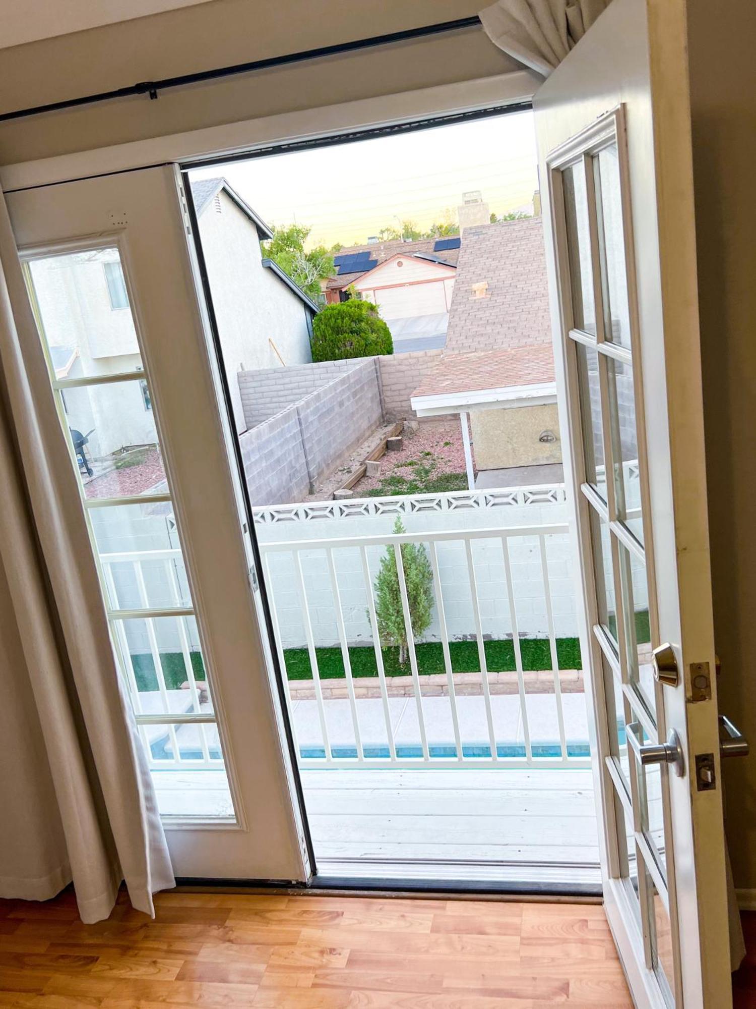 3br Desert Oasis: King Bd W/pool