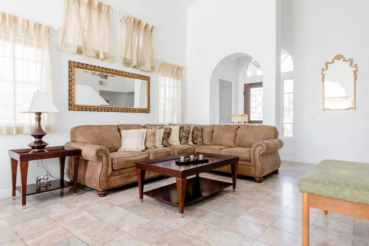 Rose Canyon- 5 Bedroom In Vegas Casa vacanze