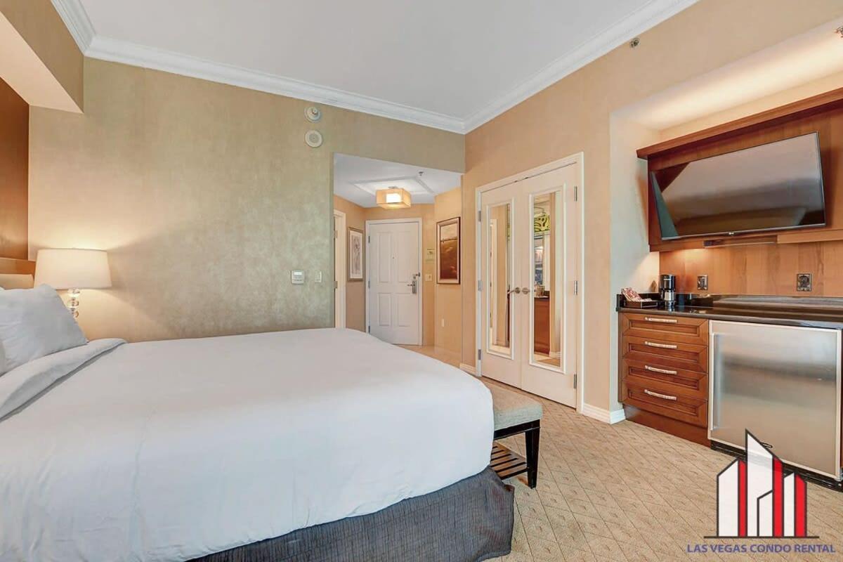 Holiday home Mgm Signature-38-617 Floor F1 View Balcony