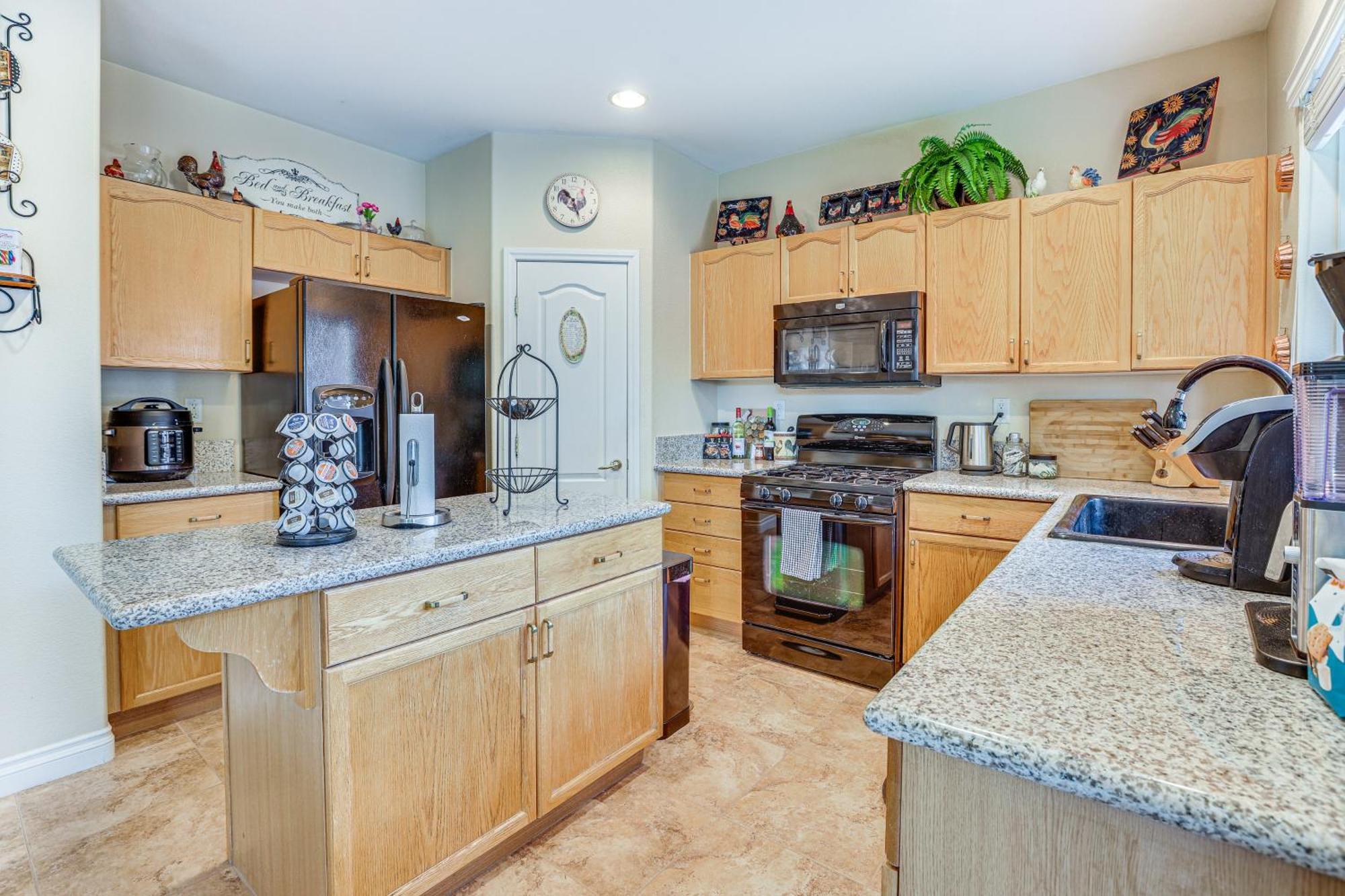 Spacious Vegas 1 Mi To Durango Casino! Holiday home Las Vegas