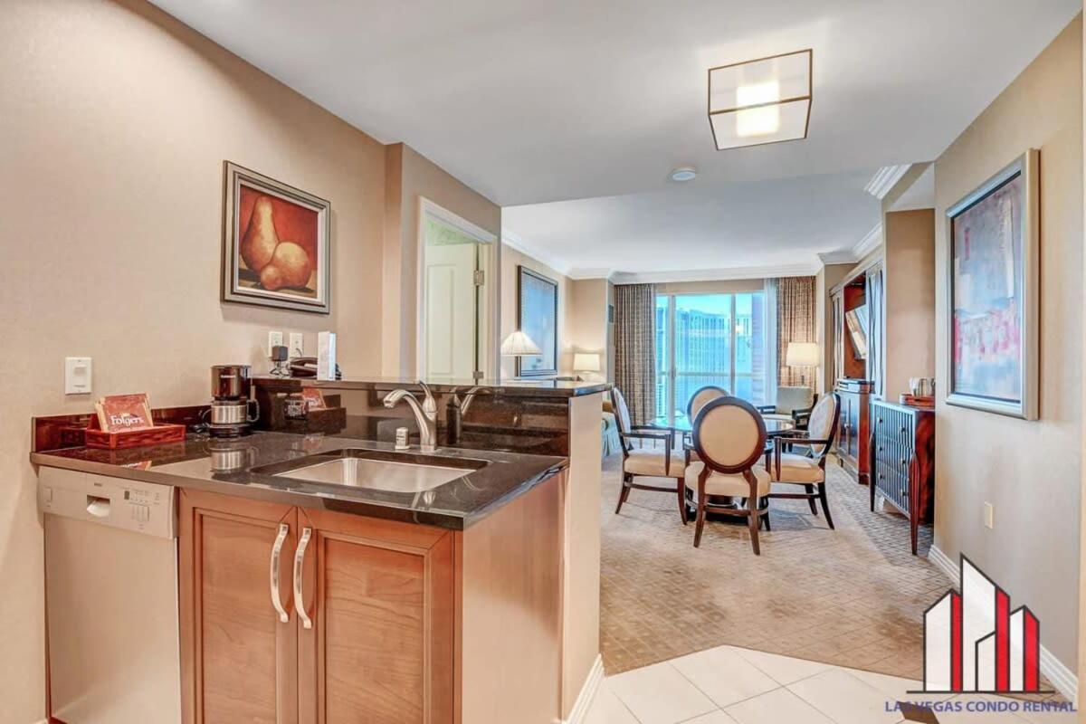 Mgm Signature-21-701 1br2ba F1 Strip View Balcony Hébergement de vacances