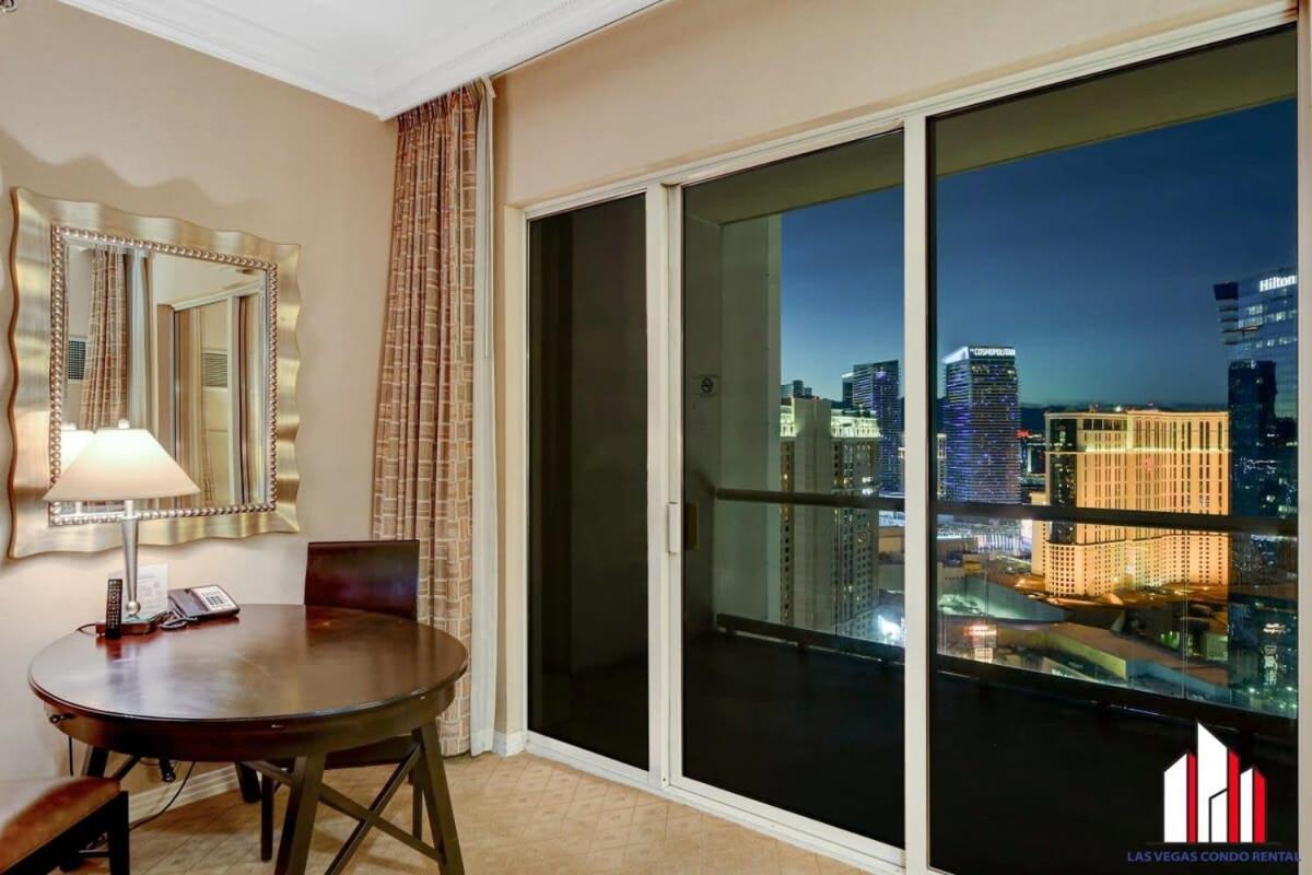 Vakantiehuis Mgm Signature-33-711 F1 Track & Strip View Balcony *