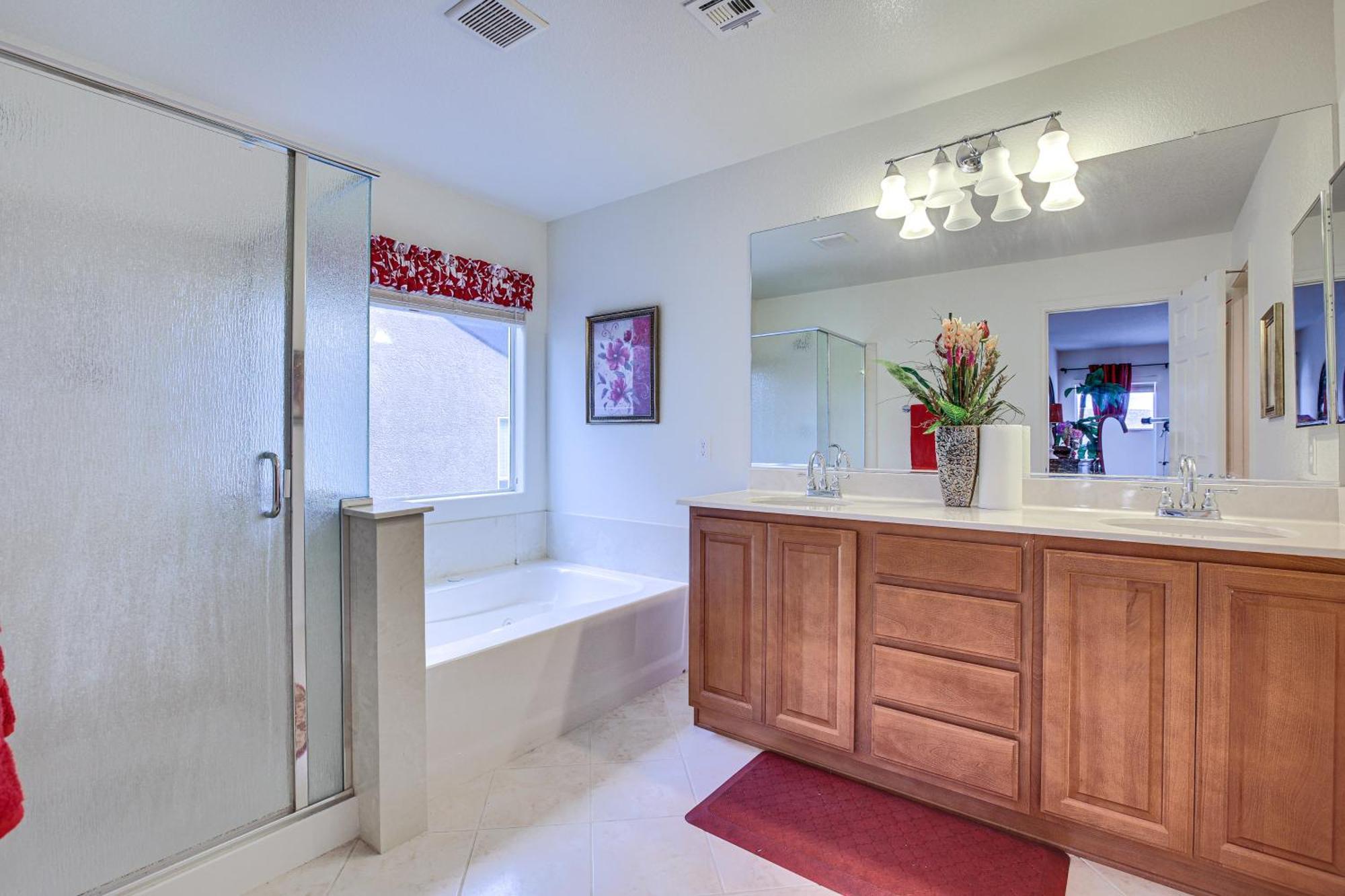 Holiday home Vegas With Mtn Views 13 Mi To The Strip! Las Vegas