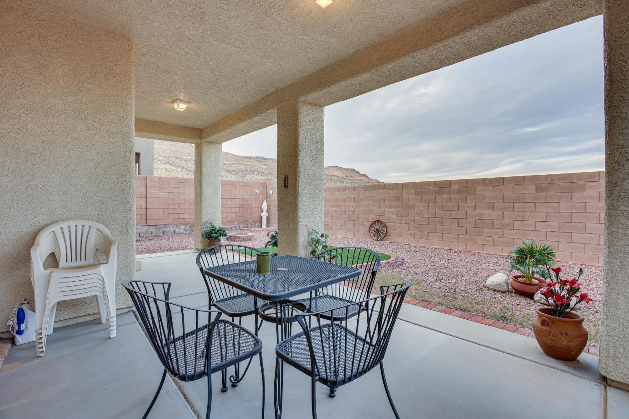 Holiday home Vegas With Mtn Views 13 Mi To The Strip! Las Vegas