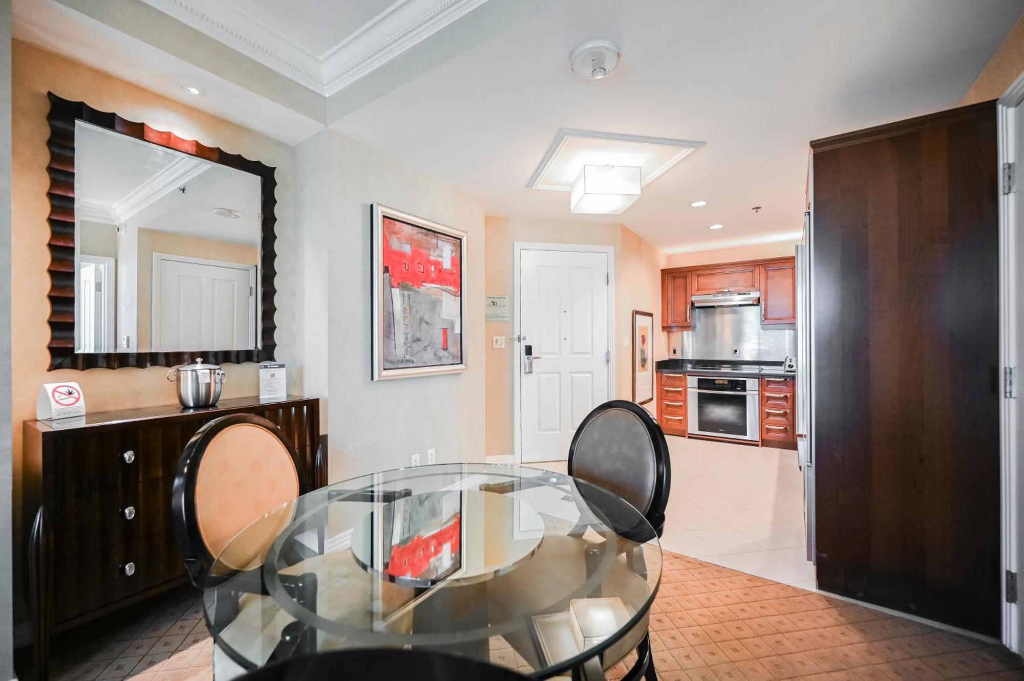 Appart hôtel Stripviewsuites At Signature