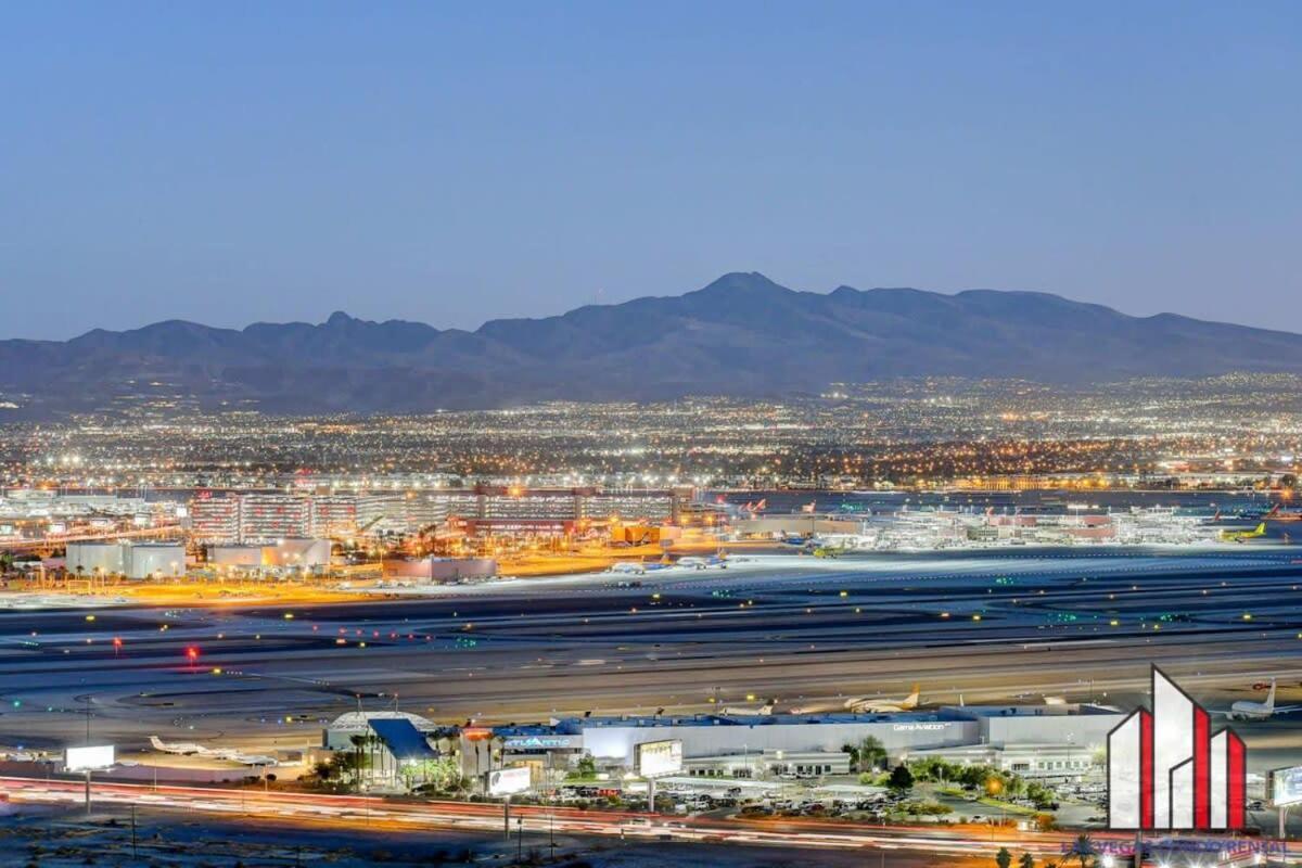 Mgm Signature-37-814 1br 2ba F1 Pits View Balcony