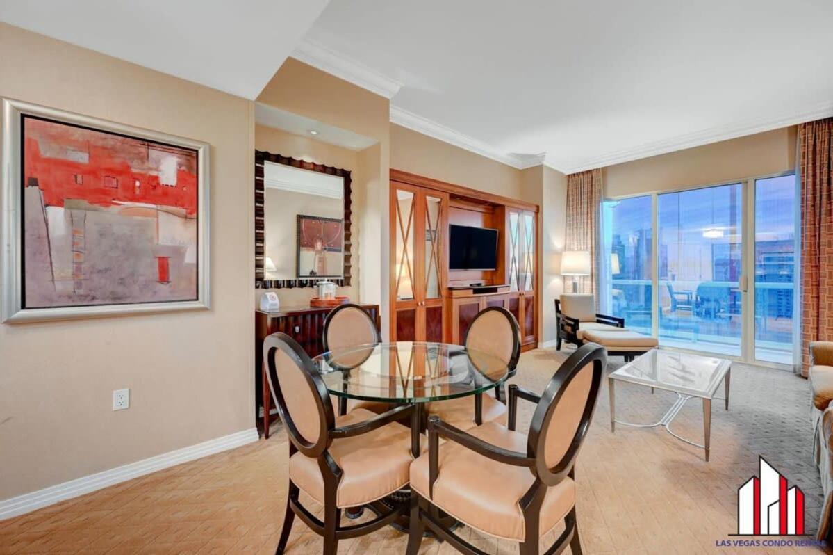 Mgm Signature-29-821 1br2ba F1 Strip View Balcony Holiday home *