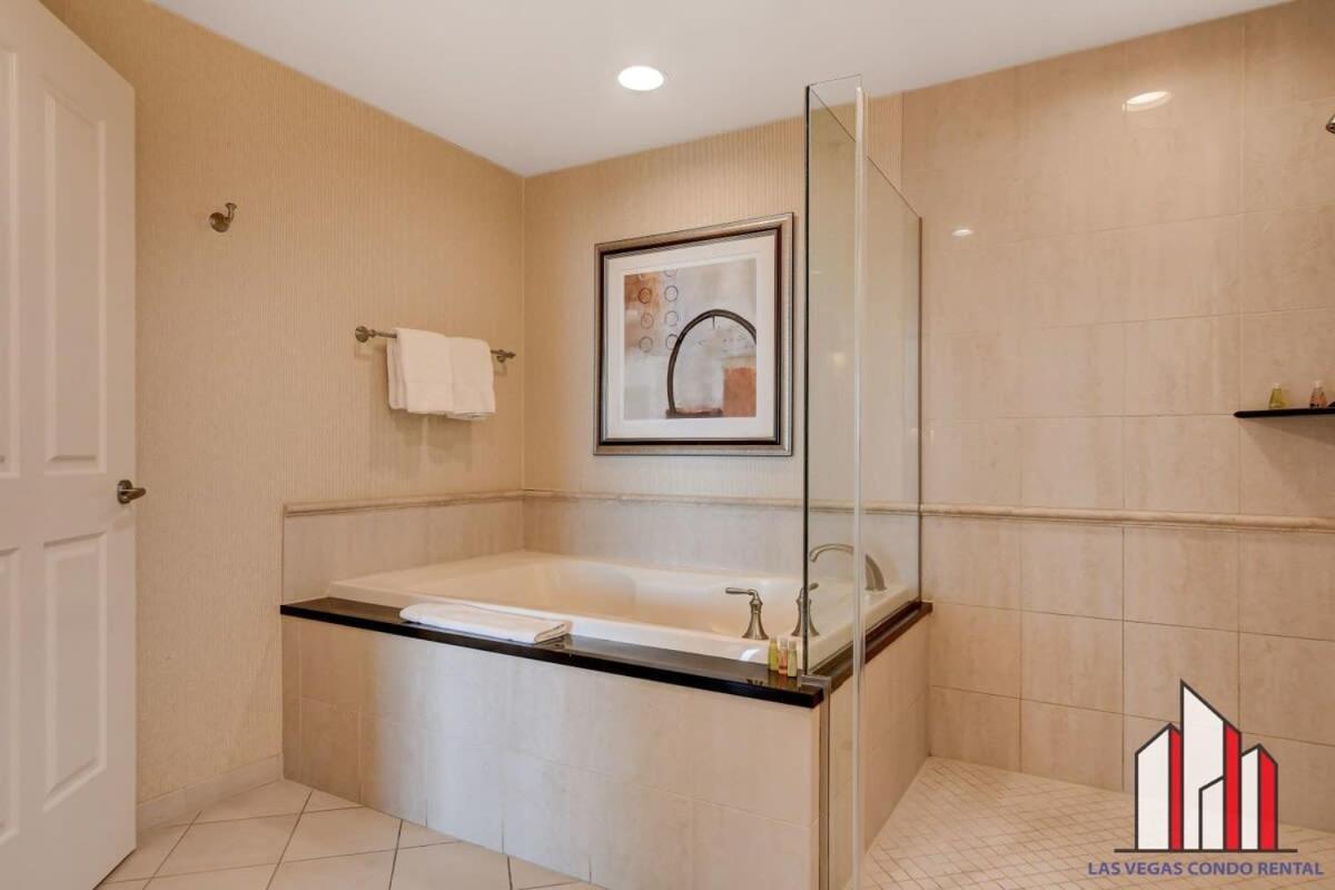 Holiday home Mgm Signature-08-604 Jacuzzi