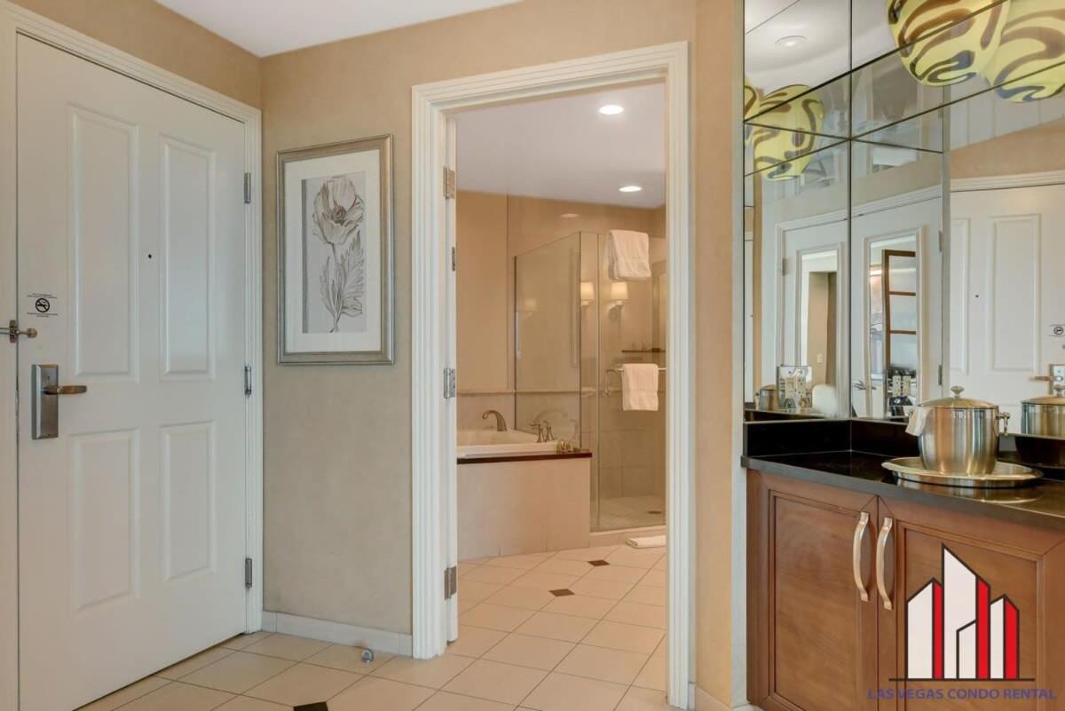 Mgm Signature-08-604 Jacuzzi Holiday home