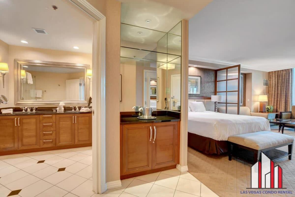 Mgm Signature-04-704 Jacuzzi Holiday home *