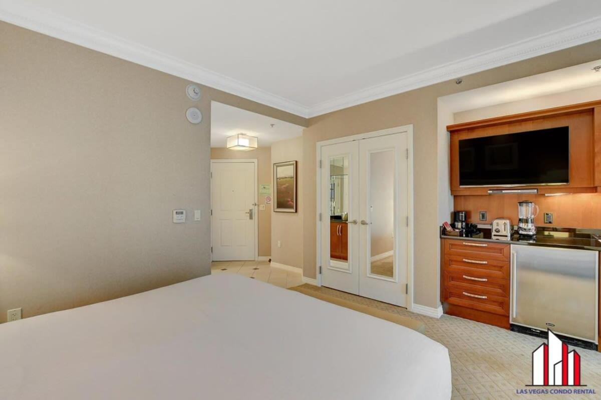 Mgm Signature-18-703 Strip View Jacuzzi Holiday home Las Vegas