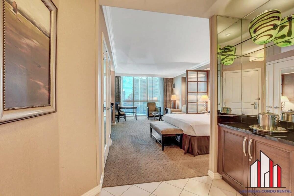 Mgm Signature-15-611 Strip View Jacuzzi Ferienhaus *