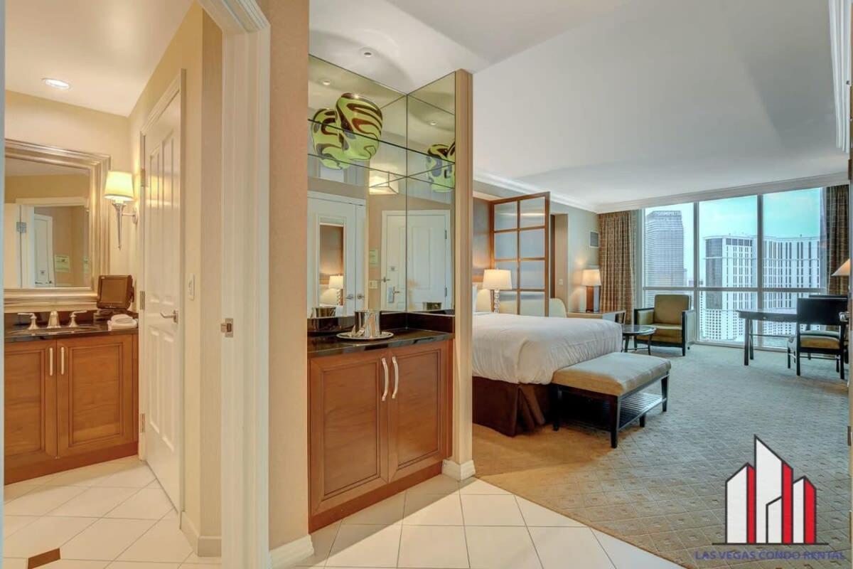 Mgm Signature-24-709 Strip View Jacuzzi Ferienhaus *