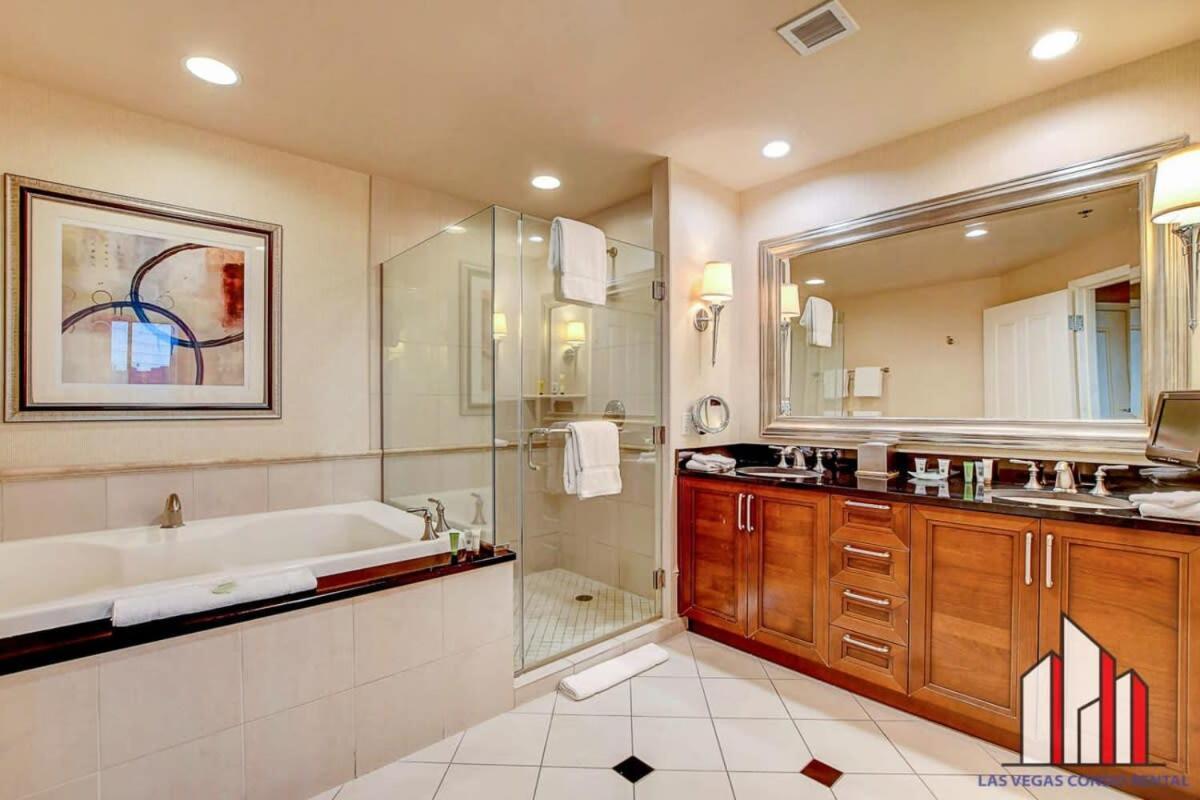 Сasa de vacaciones Mgm Signature-30-719 Strip View Jacuzzi *