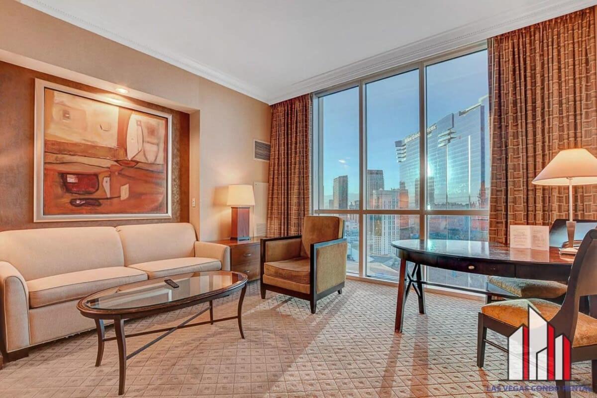 Сasa de vacaciones Mgm Signature-30-719 Strip View Jacuzzi