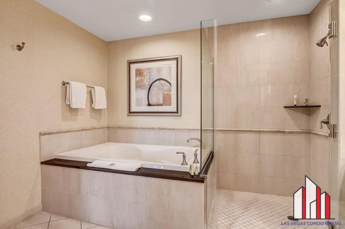 Mgm Signature-21-609 Strip View Jacuzzi Hébergement de vacances