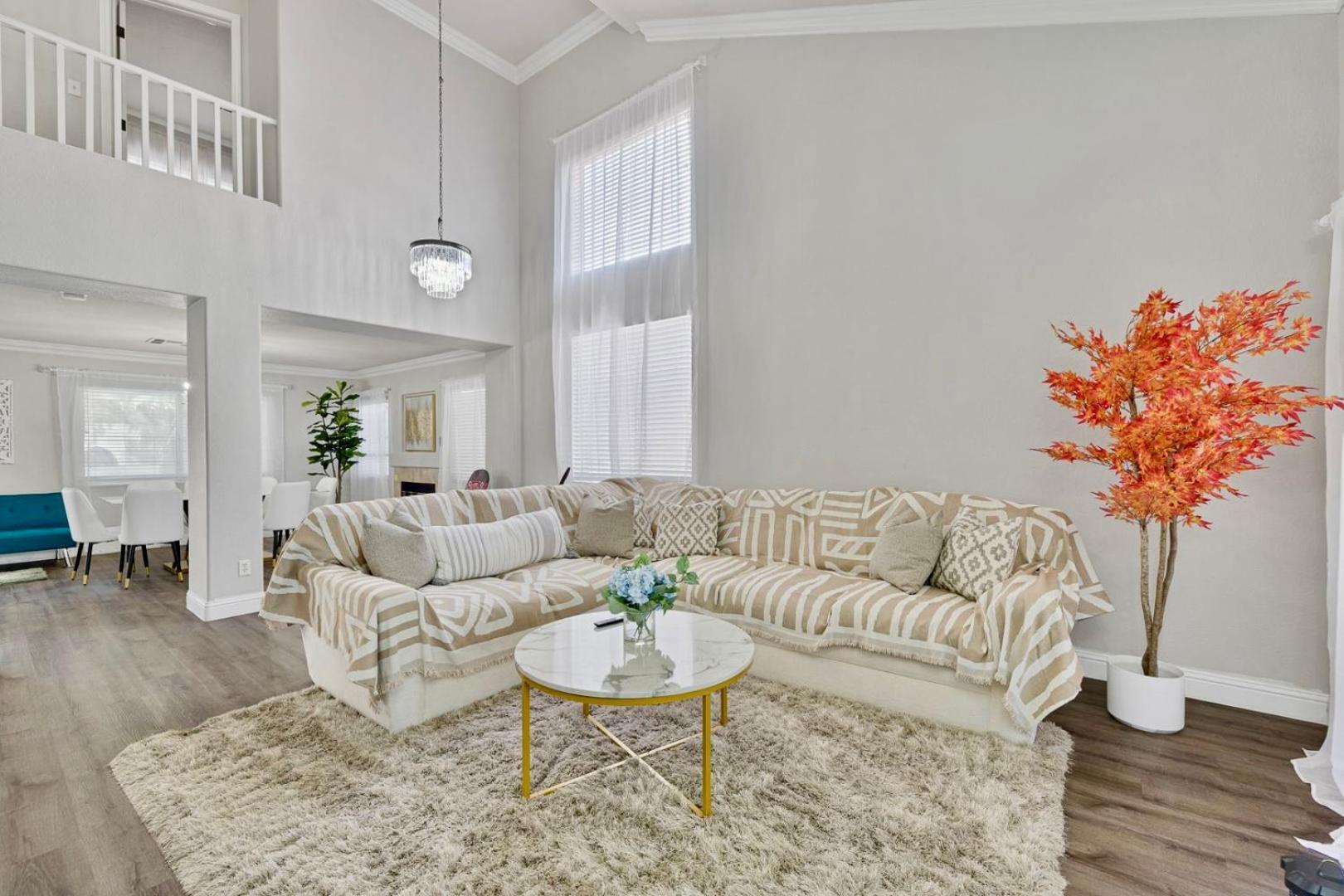 Modern In Vegas Near Strip With Pool And Jacuzzi Ferienhaus *