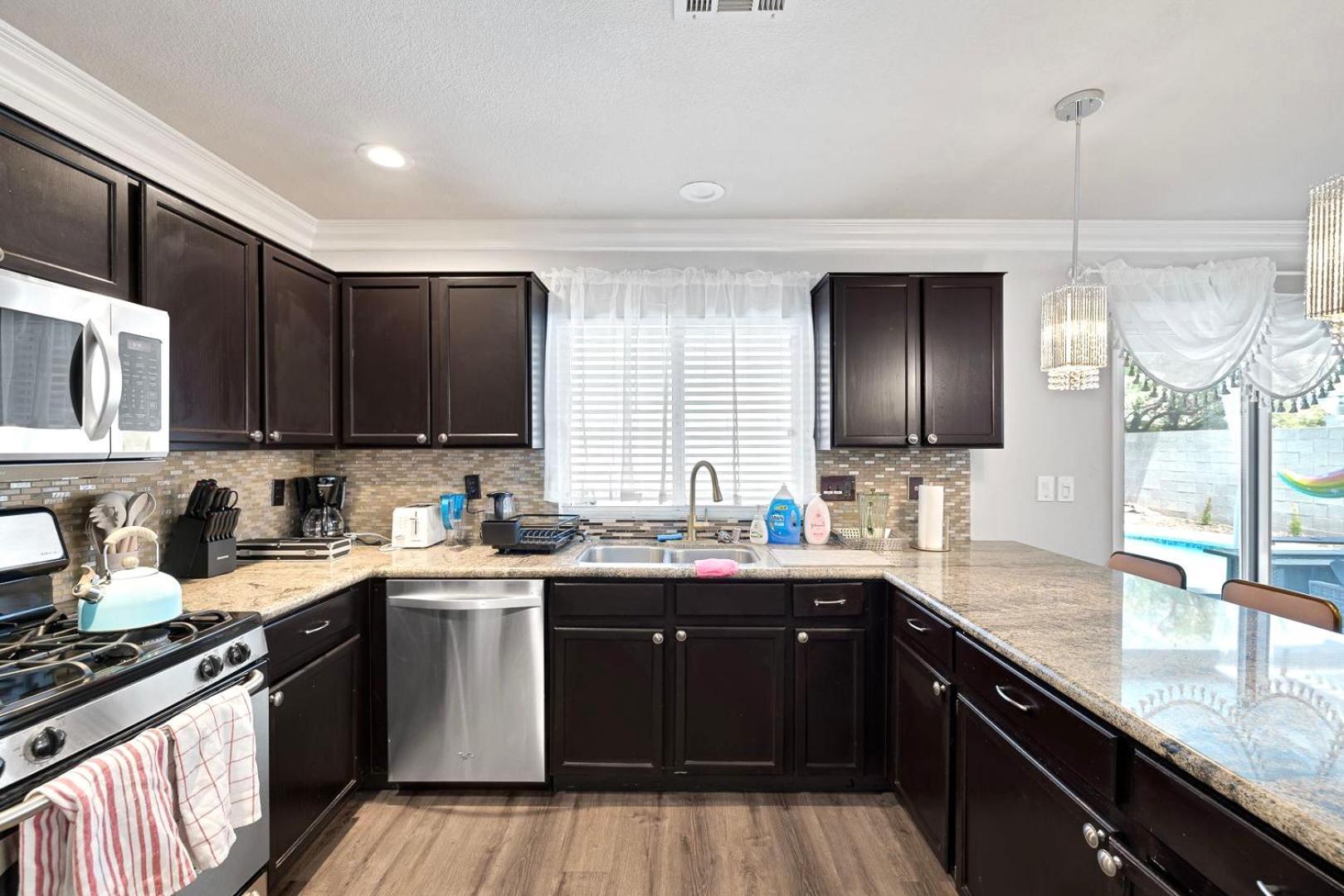 Modern In Vegas Near Strip With Pool And Jacuzzi Ferienhaus Las Vegas