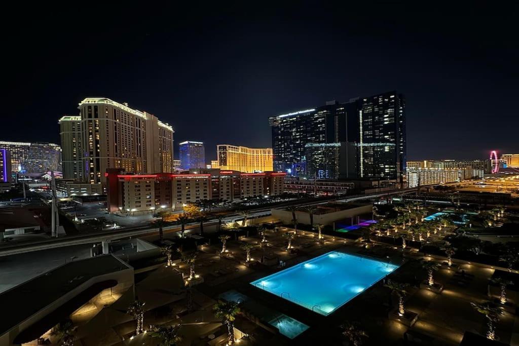 The Madonna At Mgm Signature Appart hôtel *