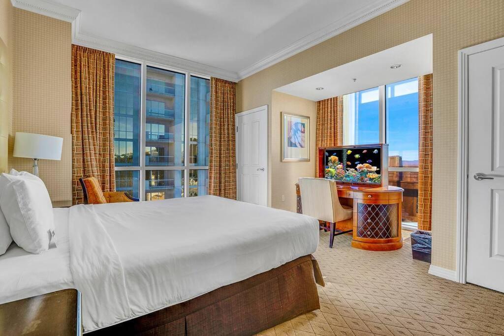 Experience Unparalleled Luxury At The Sinatra Aparthotel Las Vegas