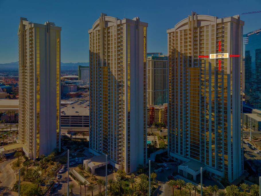32nd Flr Penthouse Mgm Signature No Fee Apartment *