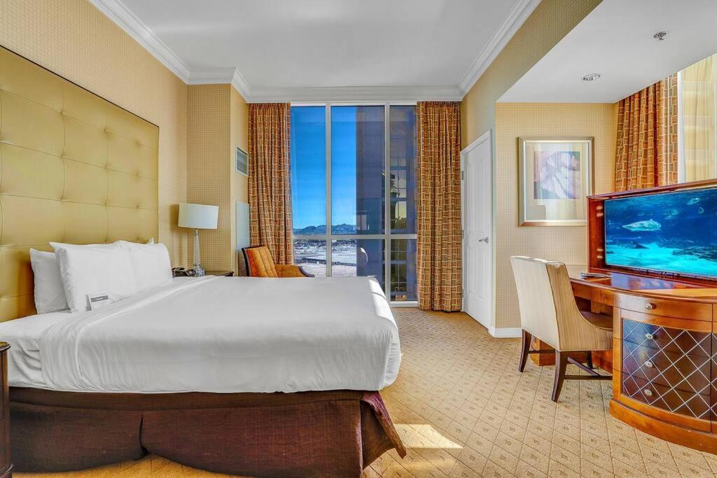 32nd Flr Penthouse @mgm Signature 1bed, No Fee Apartment *