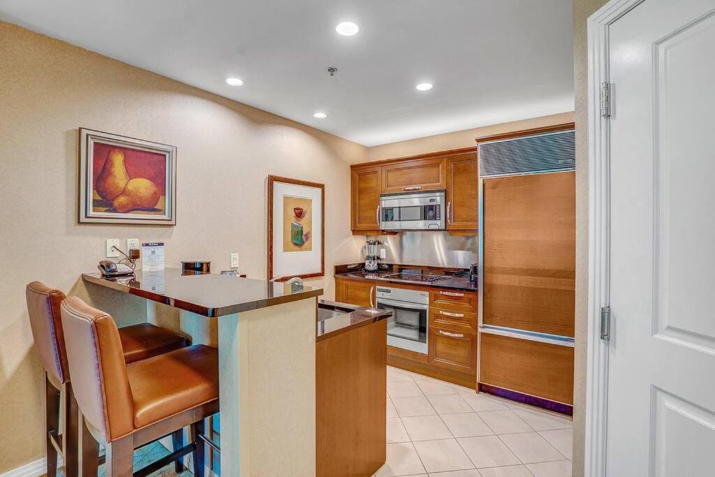 11th Flr Mgm Signature 1bed, Strip View, No Fee *