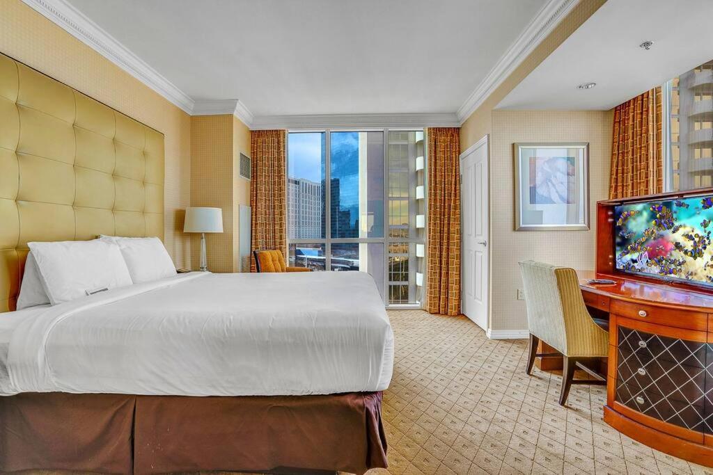 11th Flr Mgm Signature 1bed, Strip View, No Fee