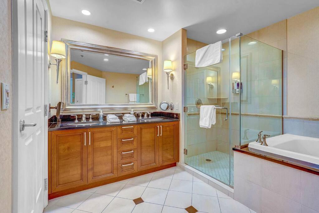 8th Flr Mgm Signature Studio, Strip View, No Fee *