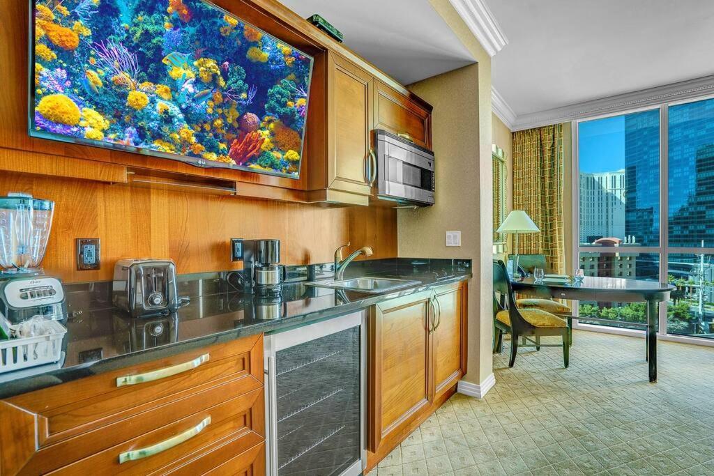 Apartment 8th Flr Mgm Signature Studio, Strip View, No Fee *