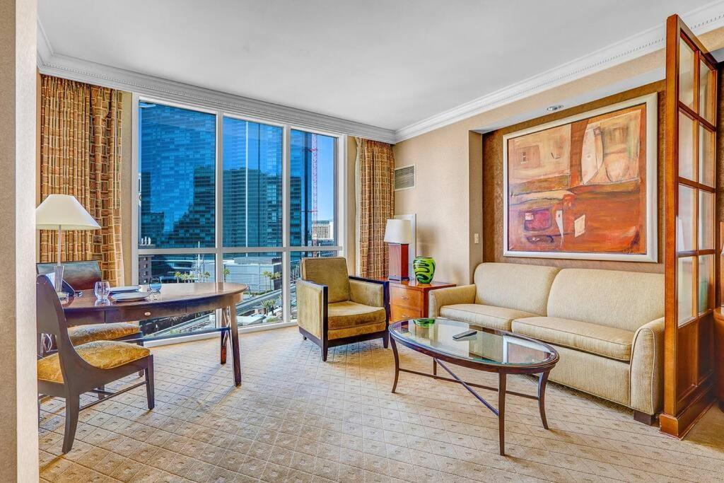 8th Flr Mgm Signature Studio, Strip View, No Fee Apartment Las Vegas