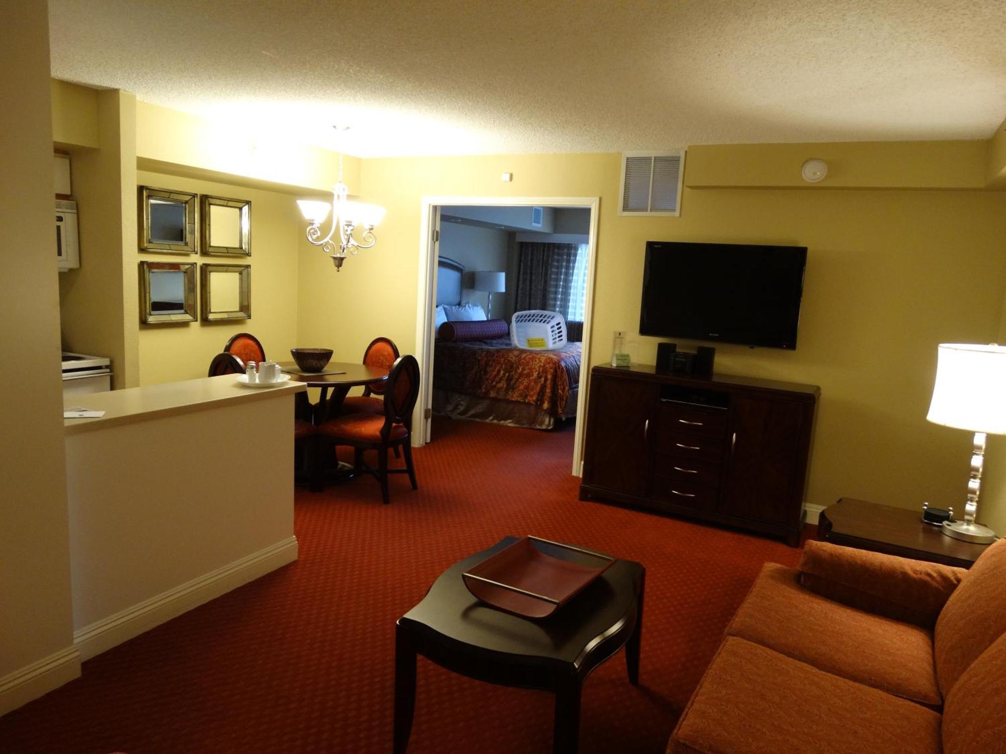 Apartahotel At Jockey Club Las Vegas