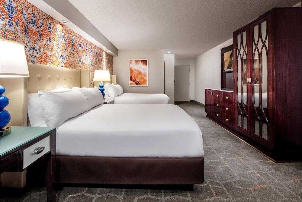 Luxor & Casino By Suiteness Hotel 4*