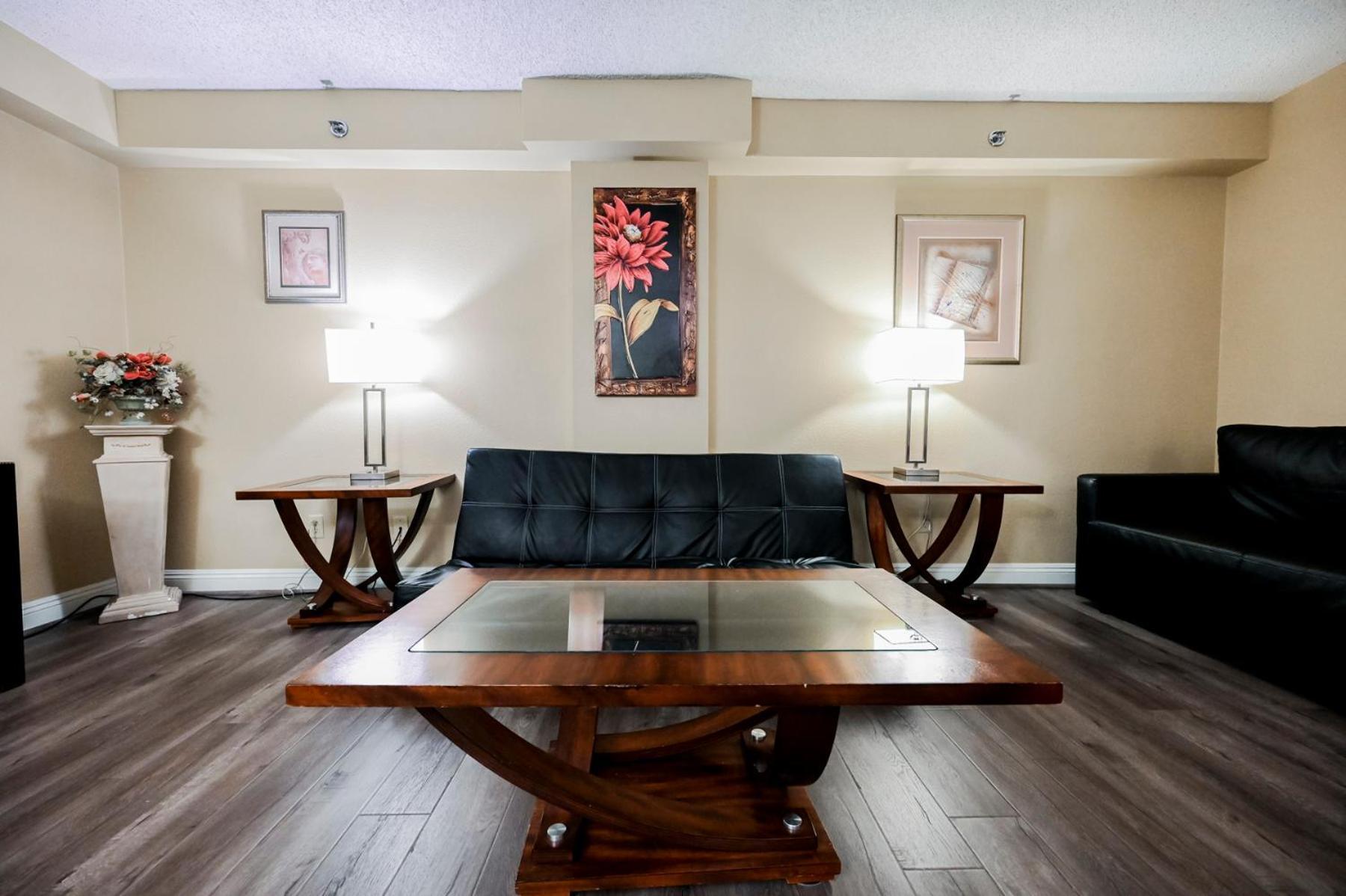 Stripviewsuites At Jockey Club Apartahotel 4*