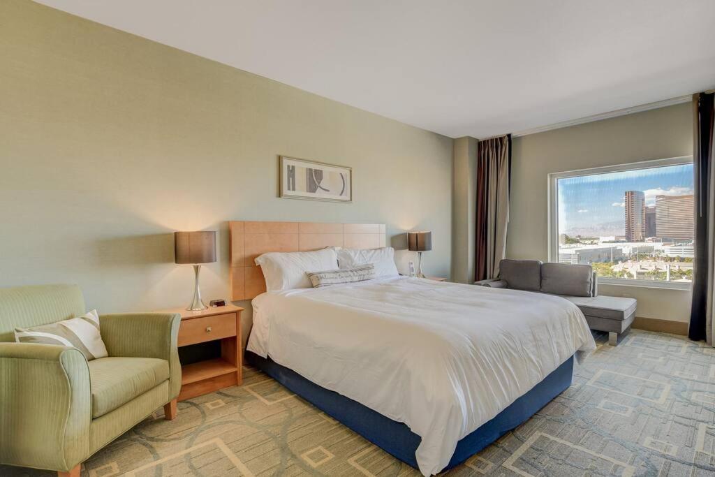 Aparthotel Ultimate Vegas Getaway One Bedroom With Balcony, Kitchen, Gym, Pool & Free Parking