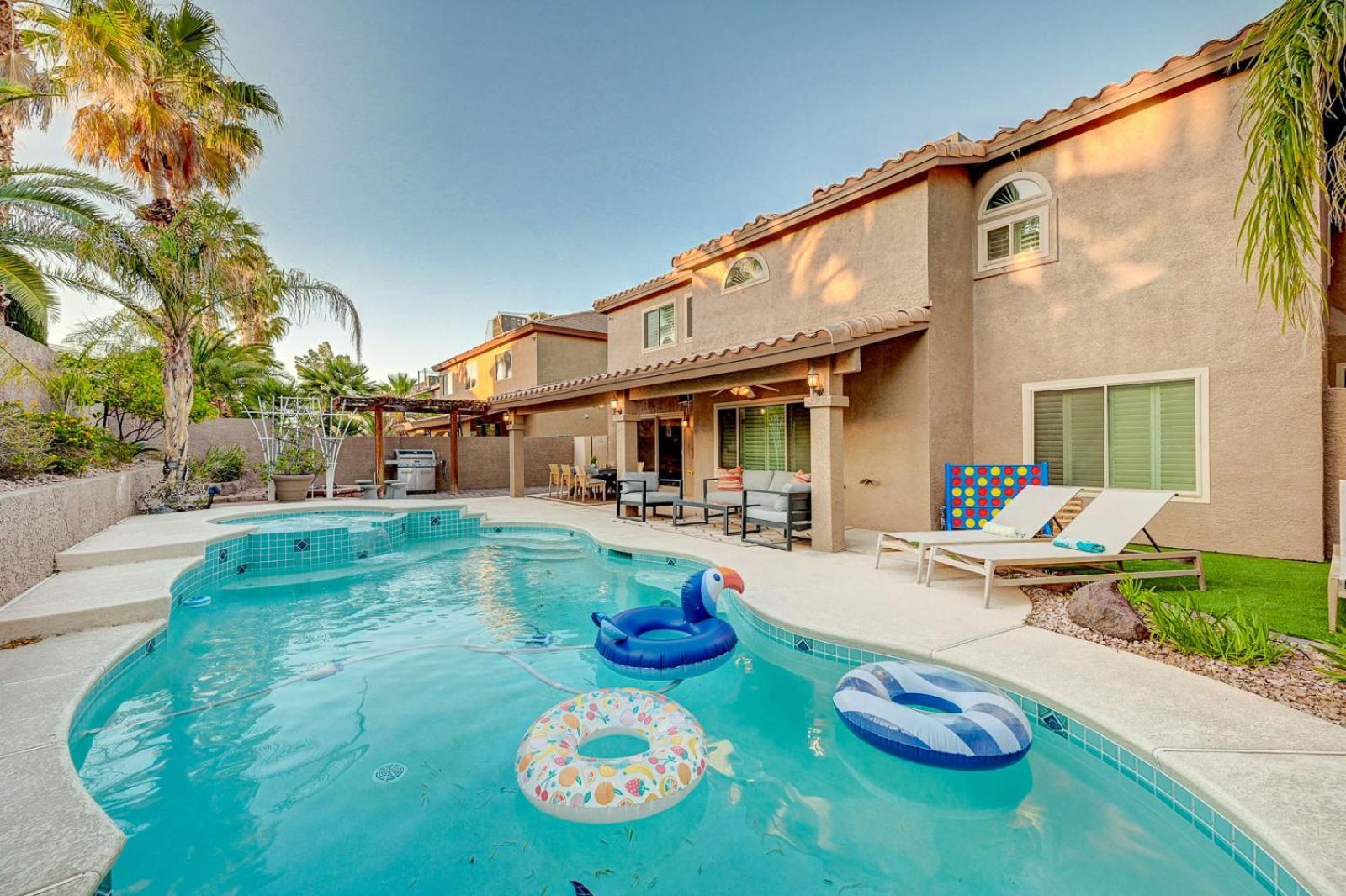 Holiday home Gorgeous 6br With Pool And