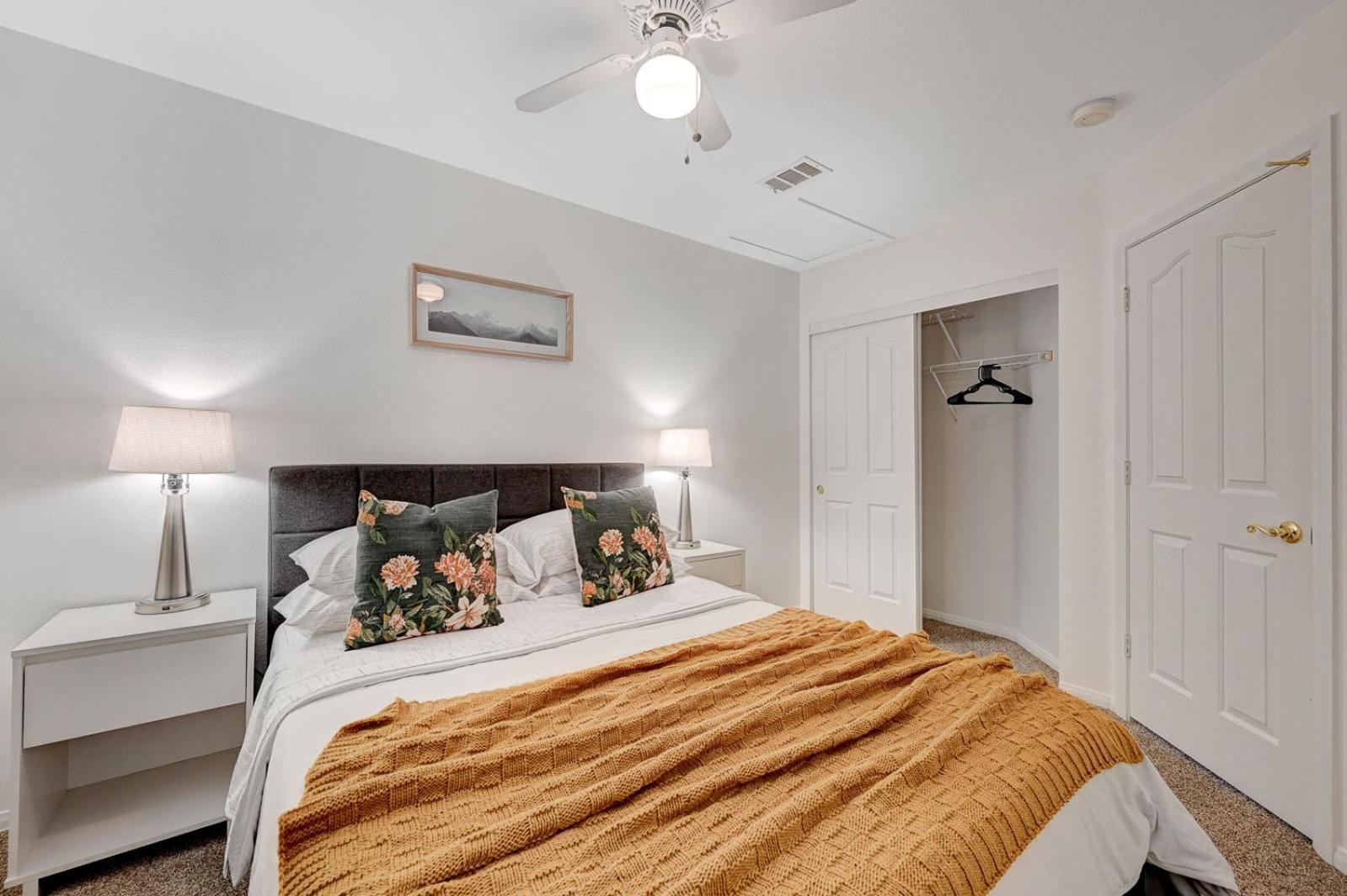 Gorgeous 6br With Pool And Holiday home *