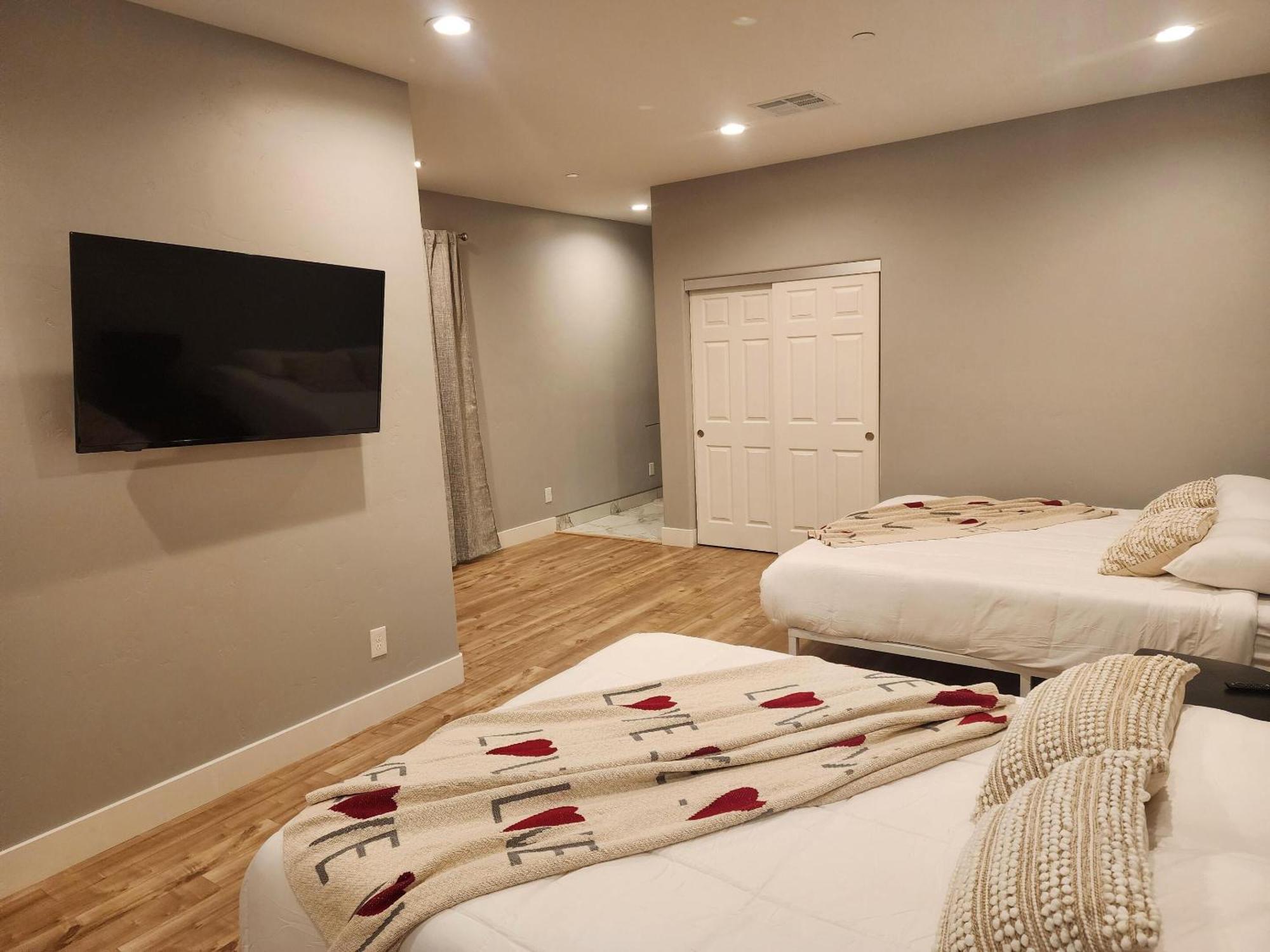 Vegas Private Getaway Holiday home *
