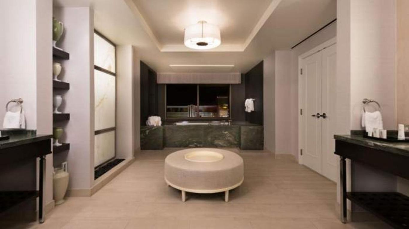 Caesars Palace Vegas By Suiteness Hotel 5*