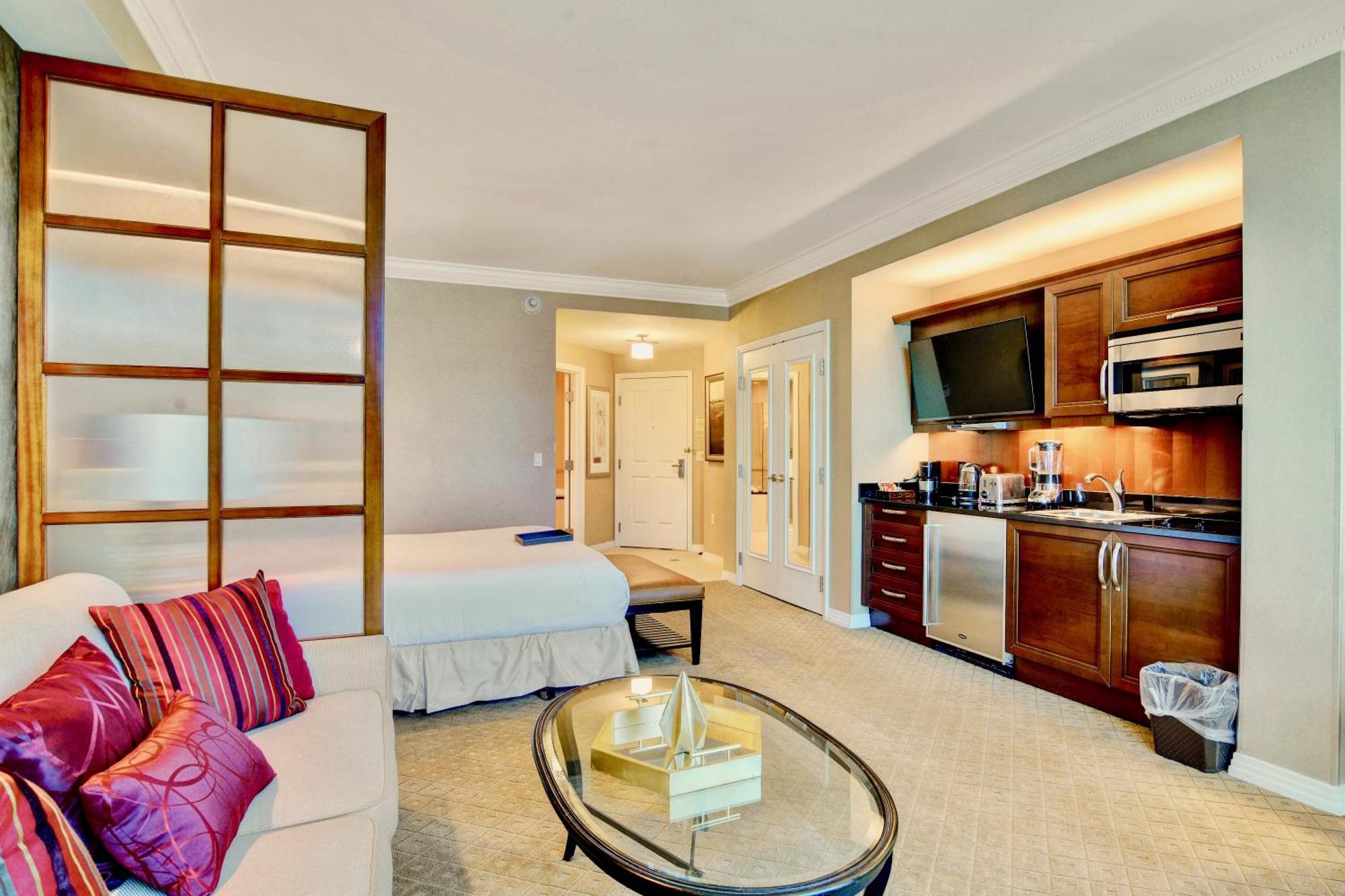 Strip View - No Fee ! Appartement