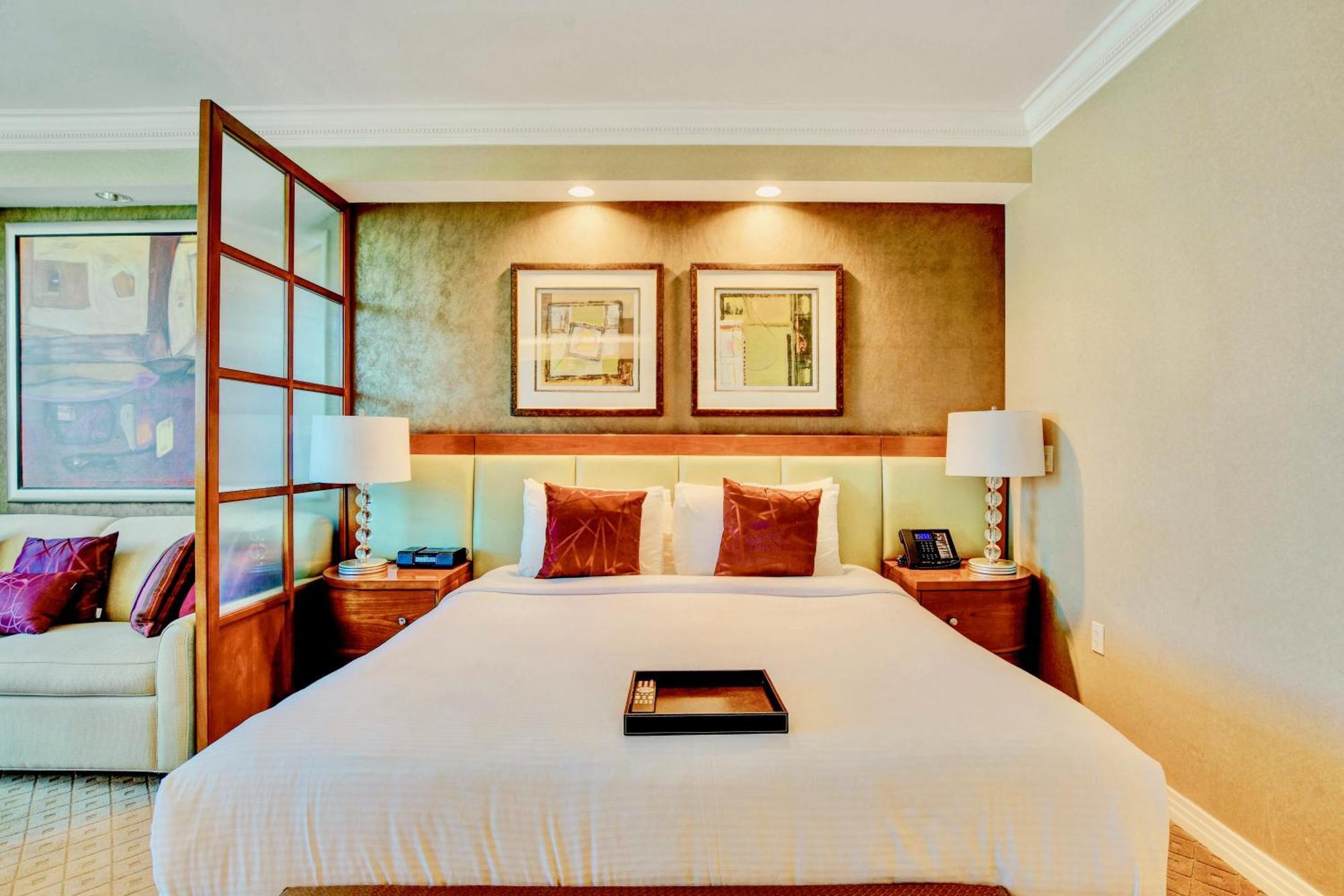Appartement Strip View - No Fee ! *