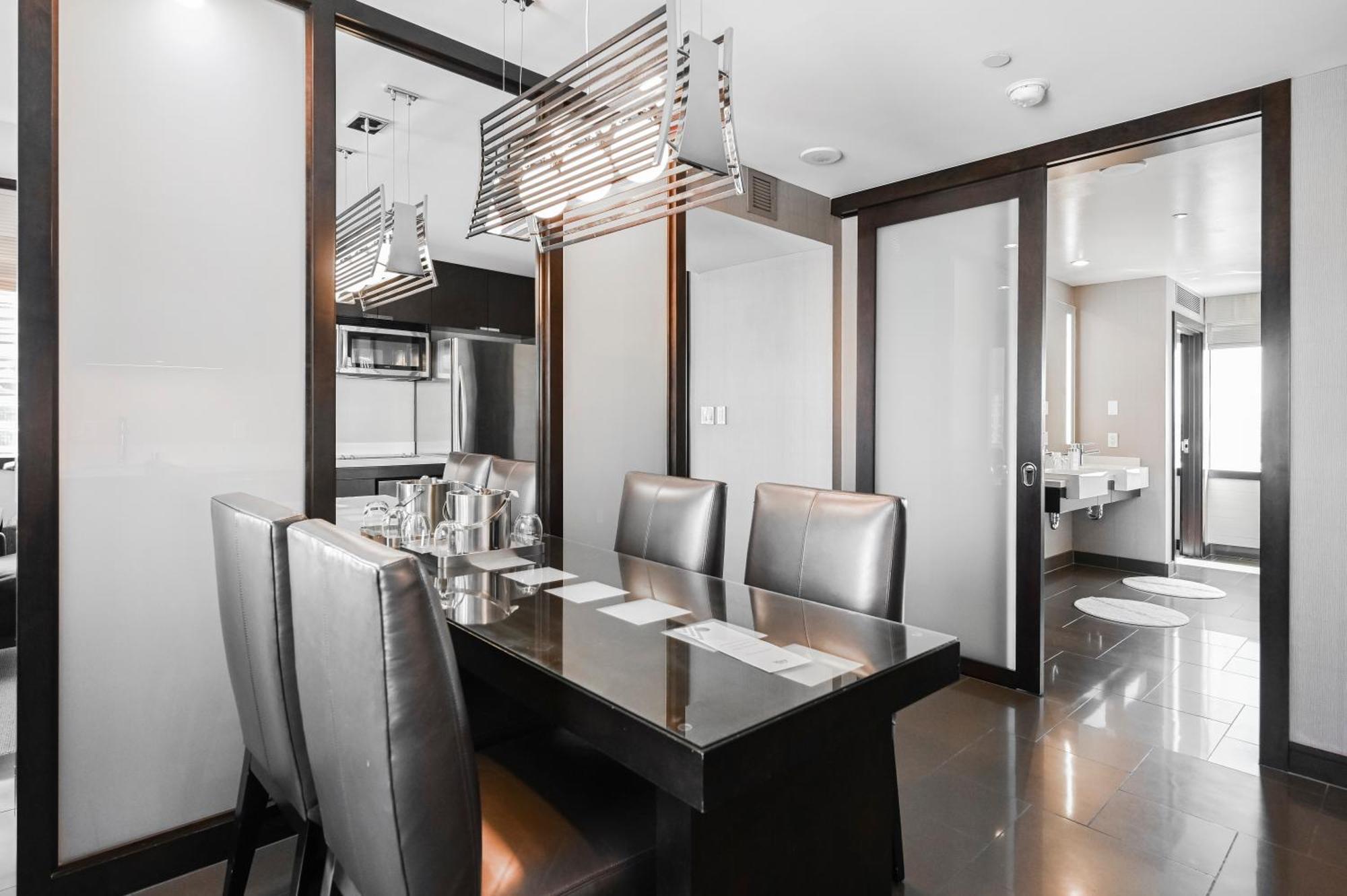 Stripviewsuites At Vdara