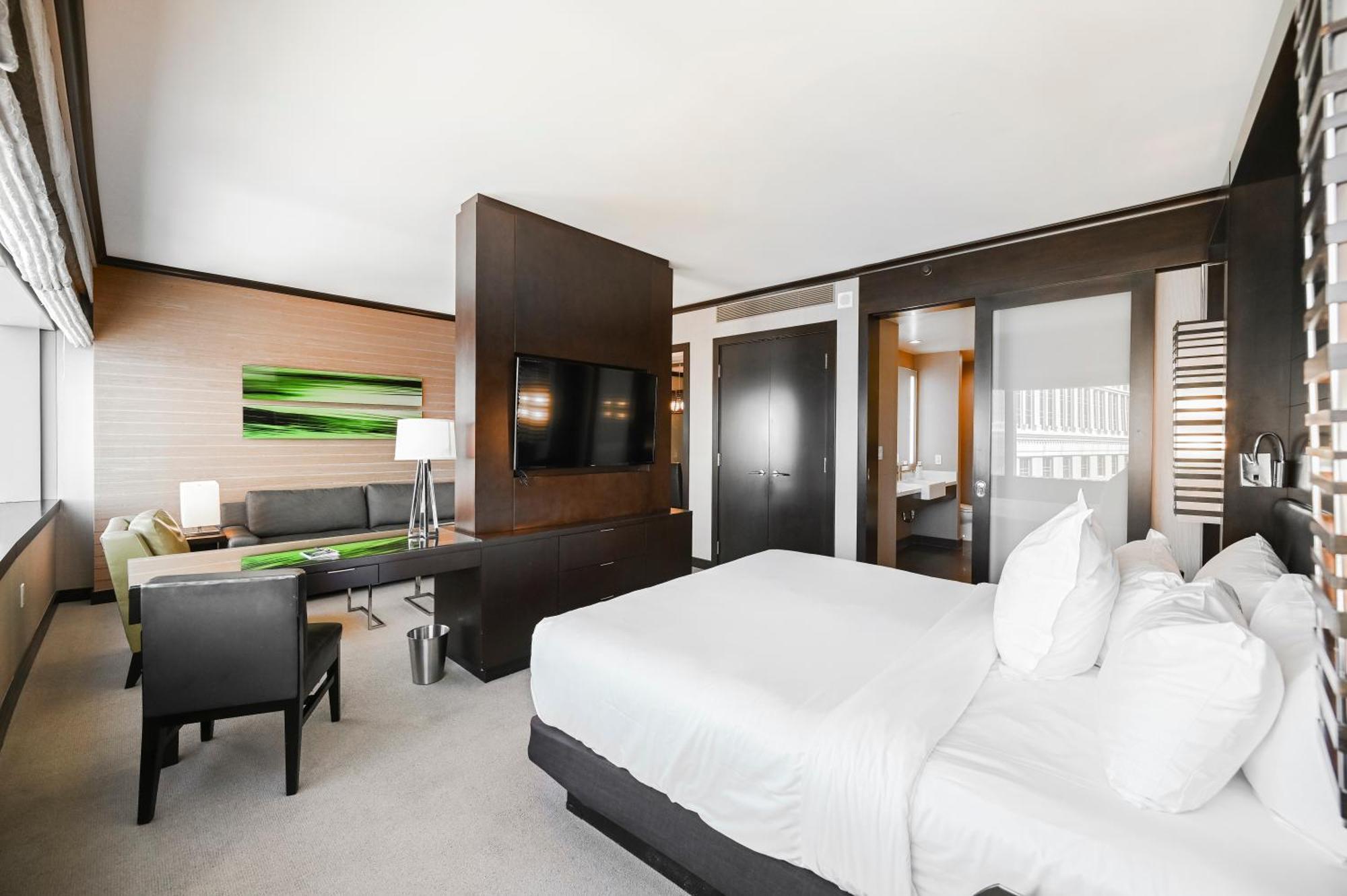 Stripviewsuites At Vdara * Las Vegas
