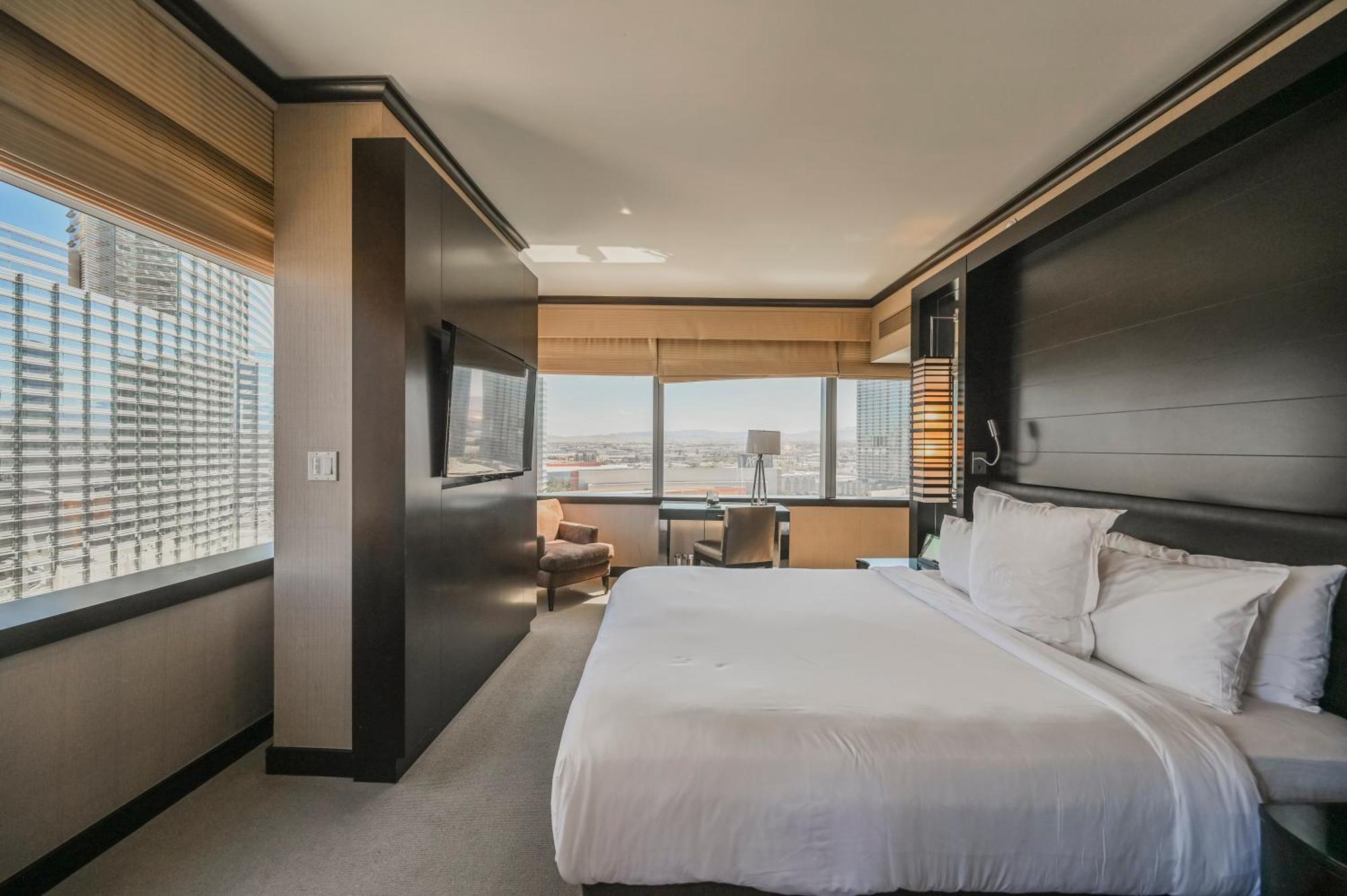 Stripviewsuites At Vdara *