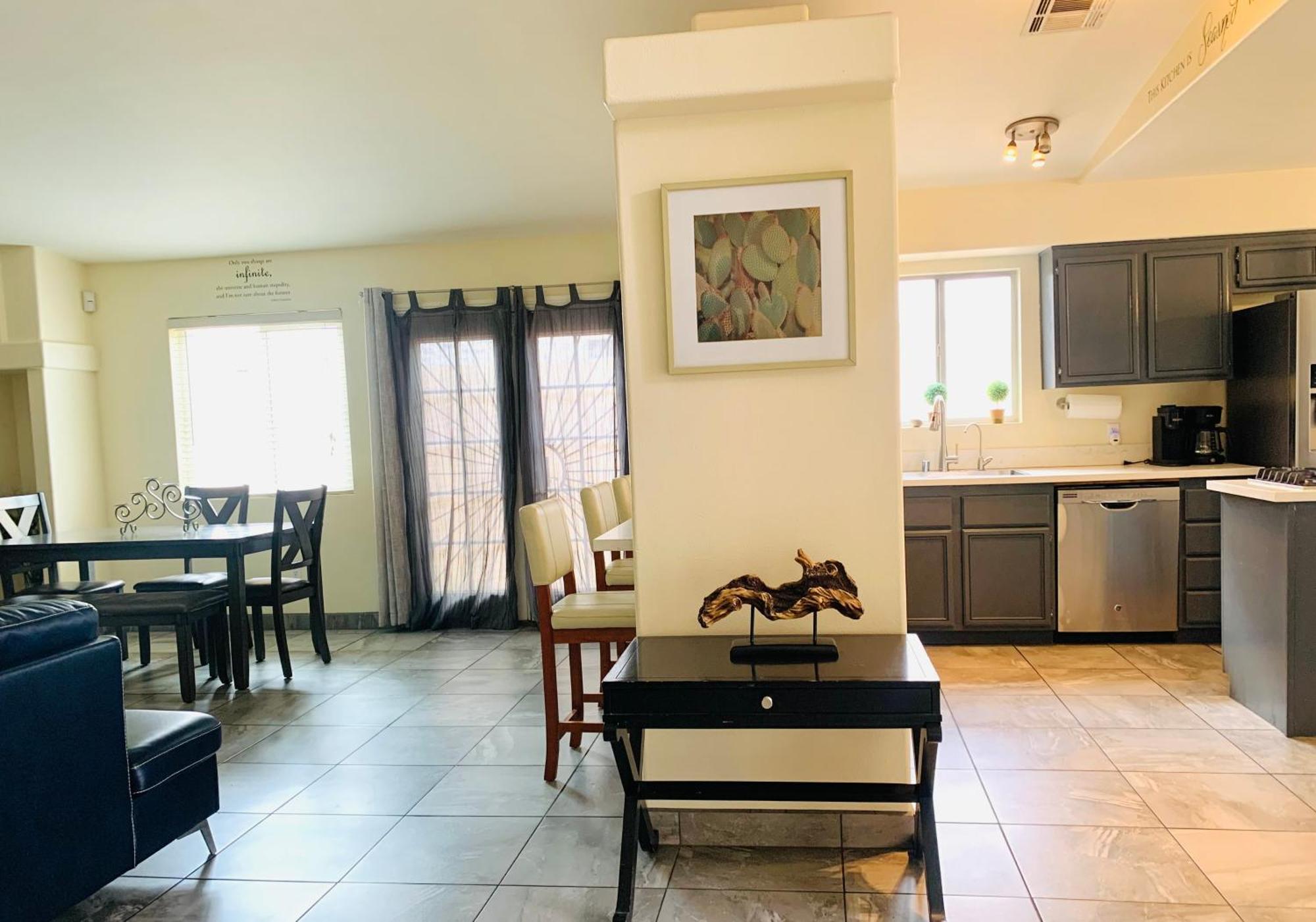 Holiday home Watercreek-four-bedroom House In Vegas *