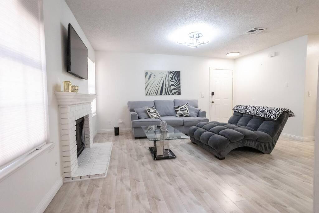 2 Bedroom Close To Vegas Strip * Las Vegas
