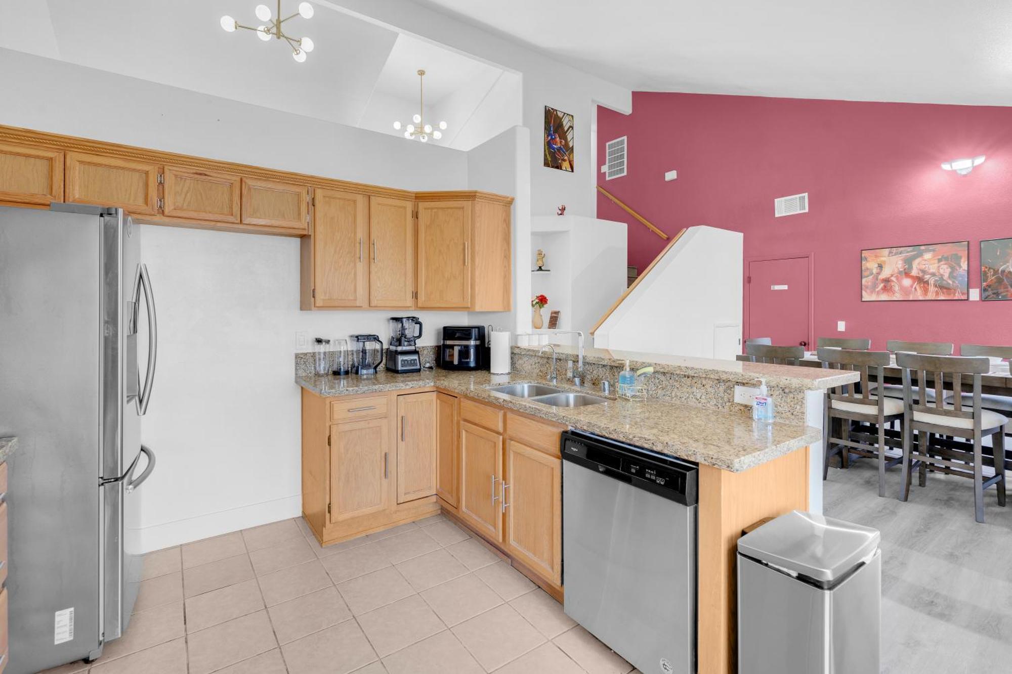 8br 5ba Superhero Retreat-king Beds, Bbq, Hammock, Firepit, Minigolf, Workspace * Las Vegas